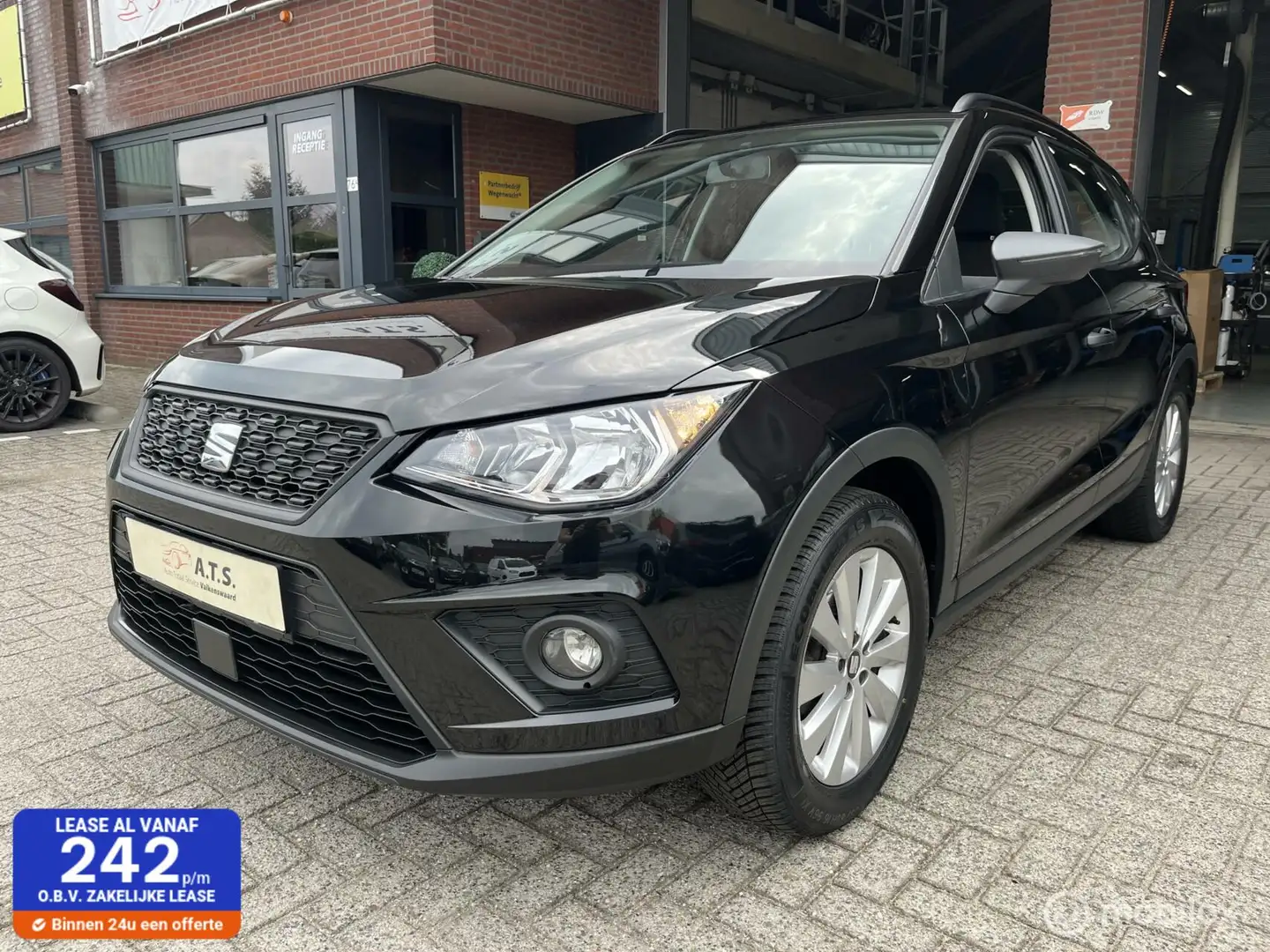 SEAT Arona 1.0 TSI Style AIRCO*PDC*CARPLAY* Zwart - 1