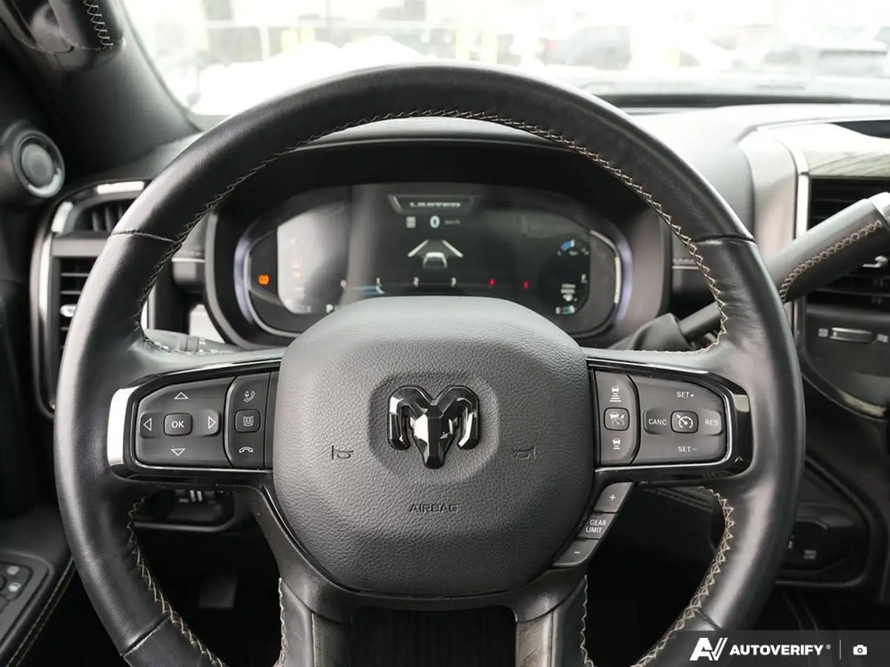 RAM 2500 снимка RAM 2500