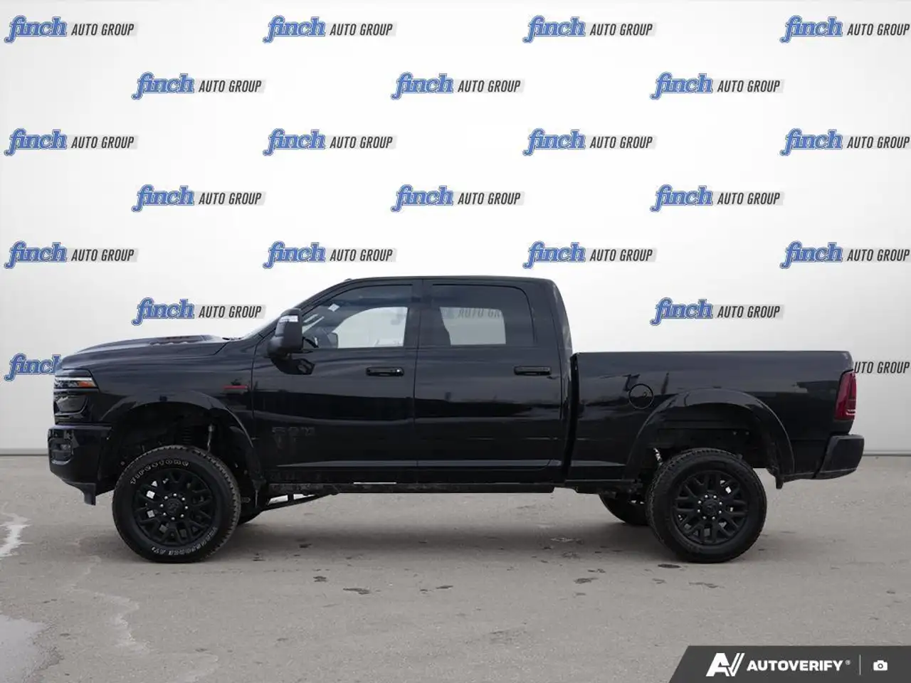 RAM 2500 снимка RAM 2500