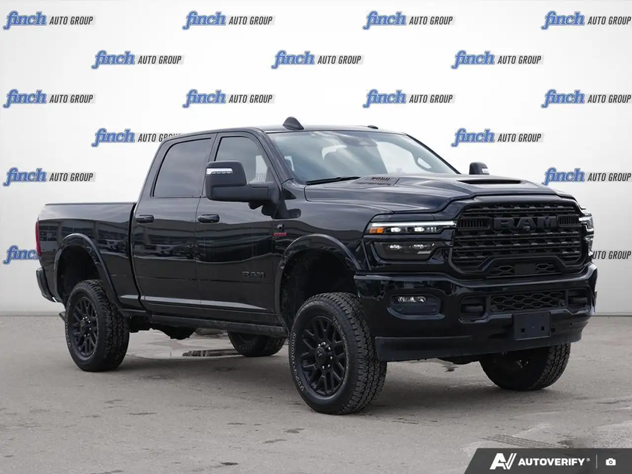 RAM 2500 снимка RAM 2500