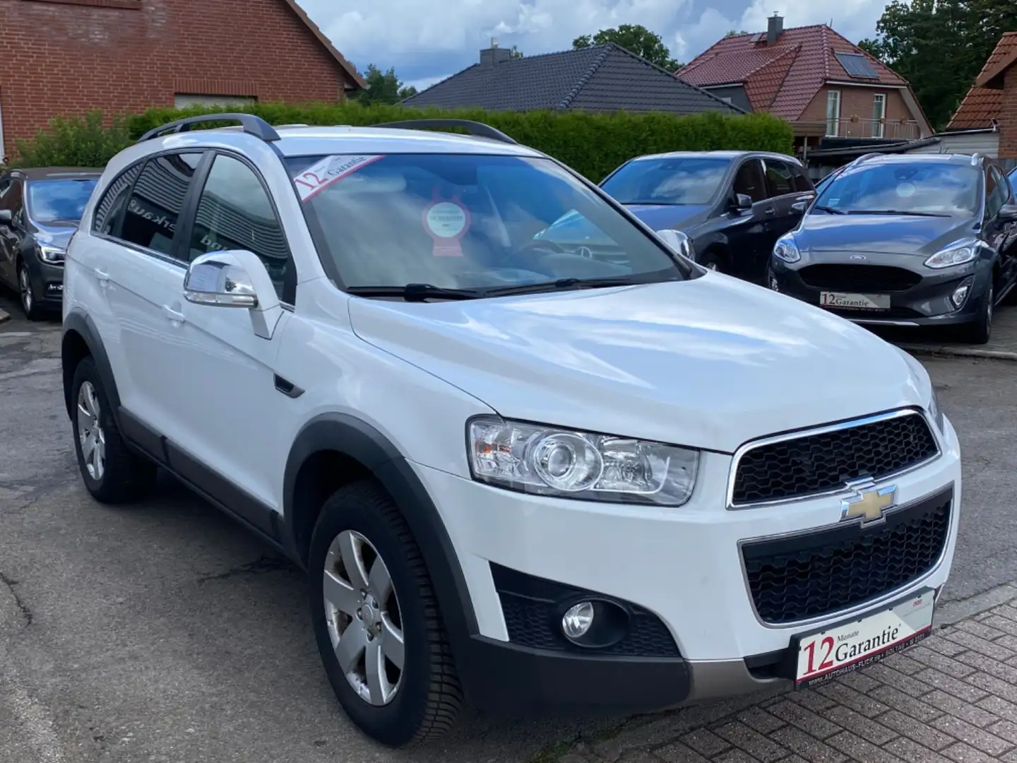Chevrolet Captiva 2.4 LT 2WD/Leder/ALU/PDC/Tempom/7 Sitzer Biały - 2