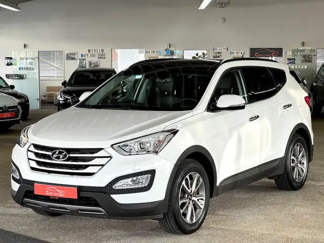 Hyundai SANTA FE Premium 4WD *AHK*SHZ*PAN*NAV*PDC*RK*