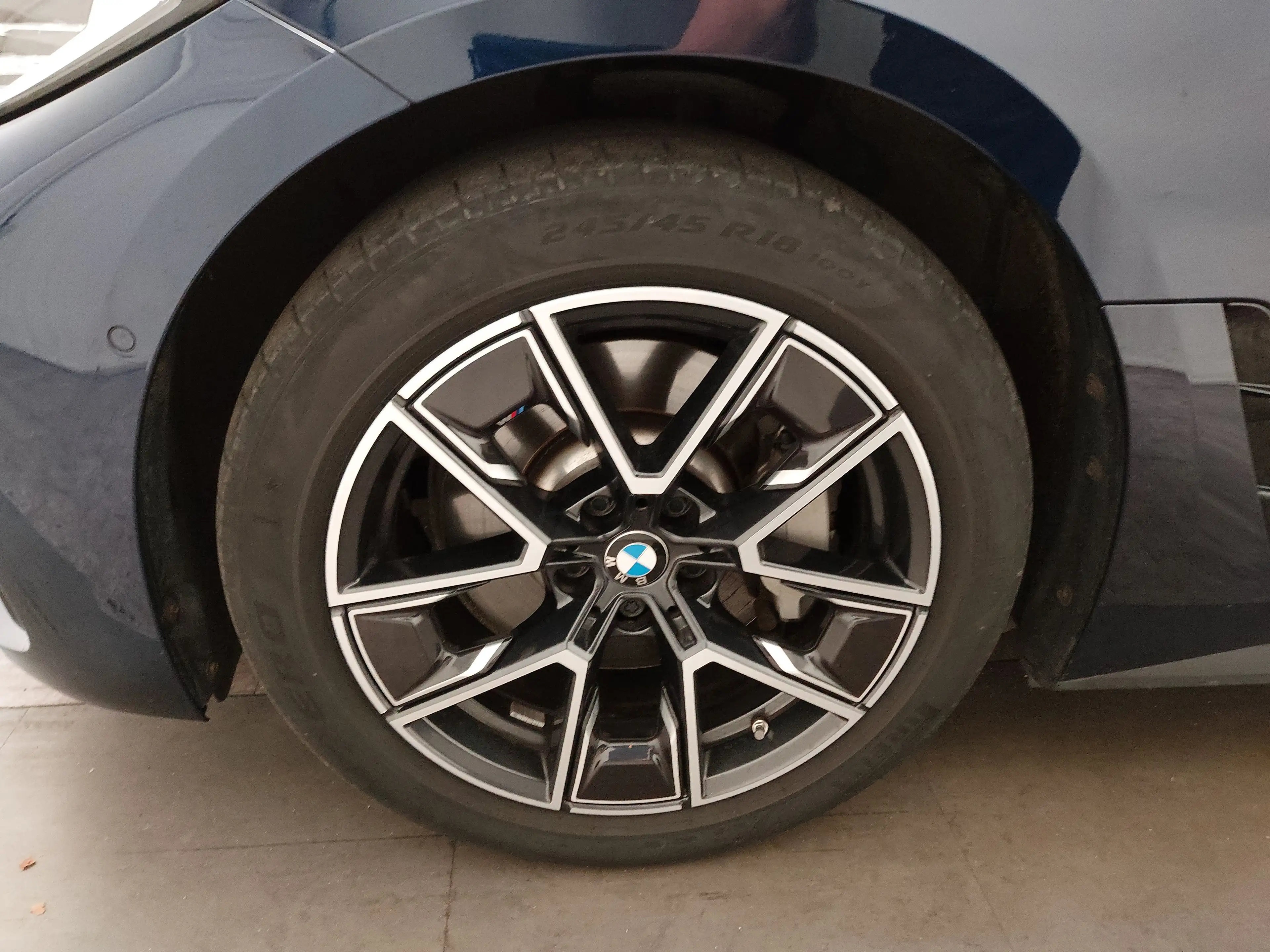 BMW i4 Gran Coupé eDrive40 M-Sport NAVI LC PRO LED — photo 8