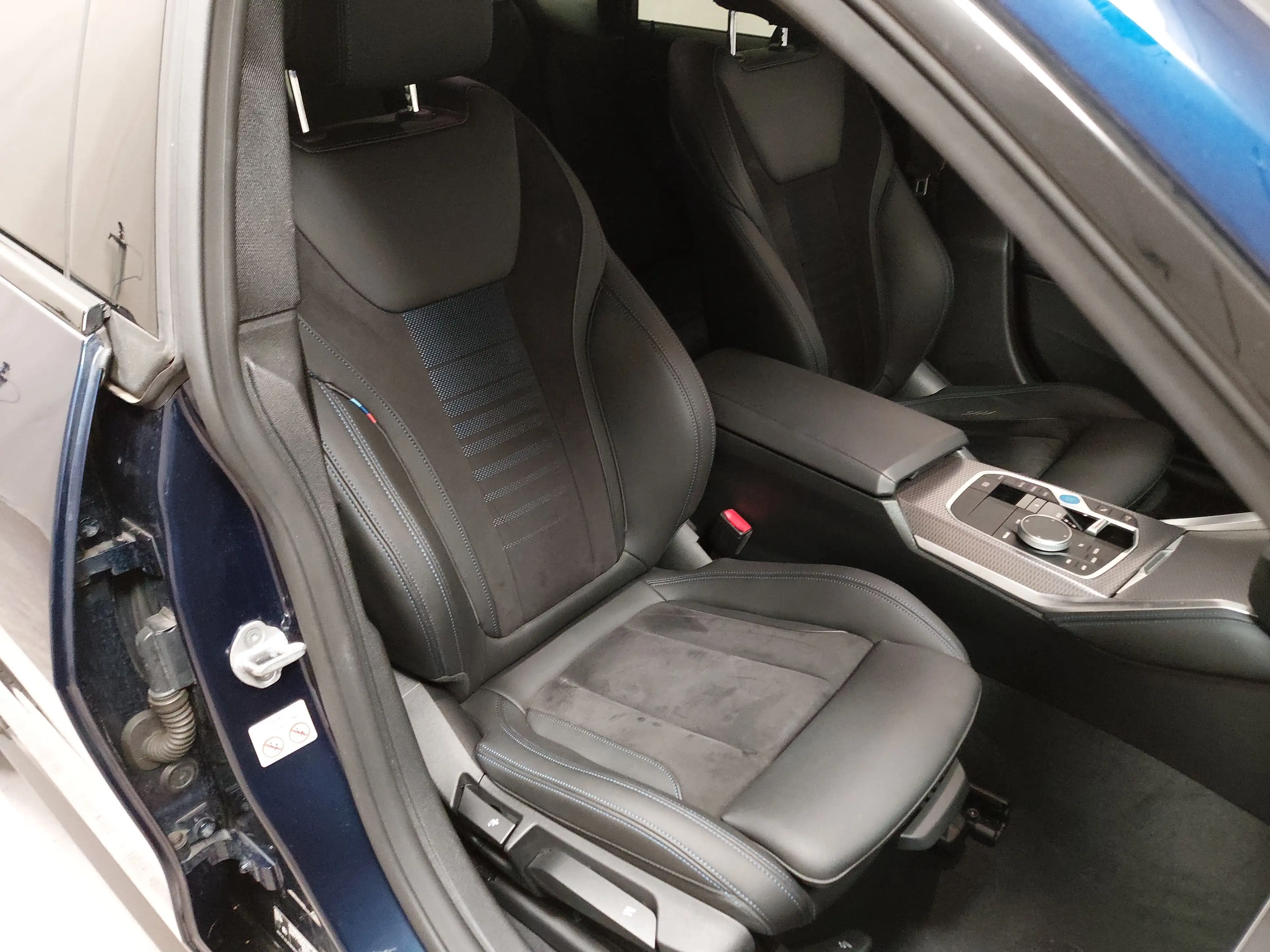 BMW i4 Gran Coupé eDrive40 M-Sport NAVI LC PRO LED — photo 10