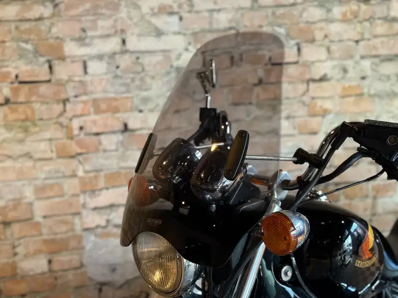 Honda VT 700C Shadow - foto 8