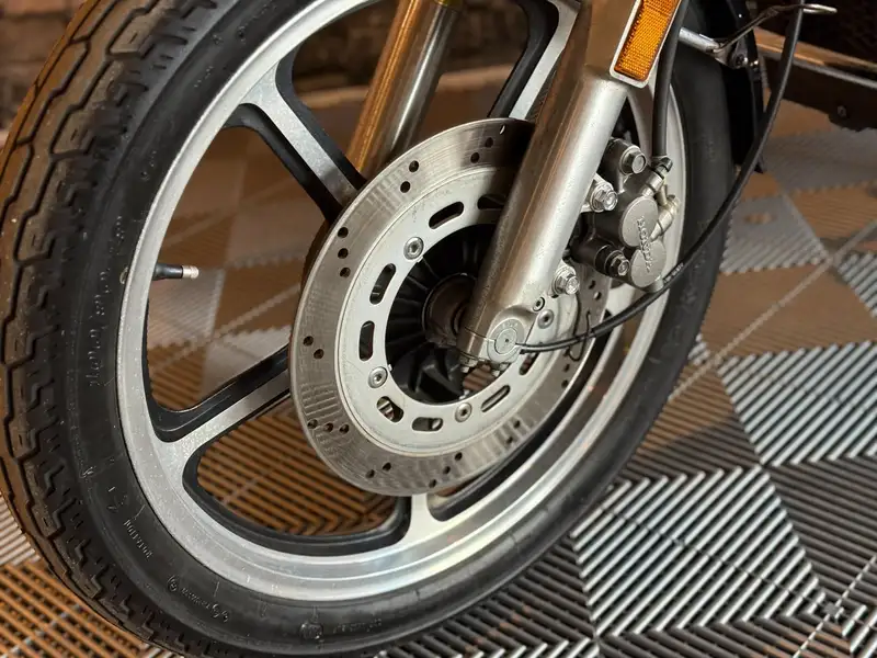 Honda VT 700C Shadow - foto 7