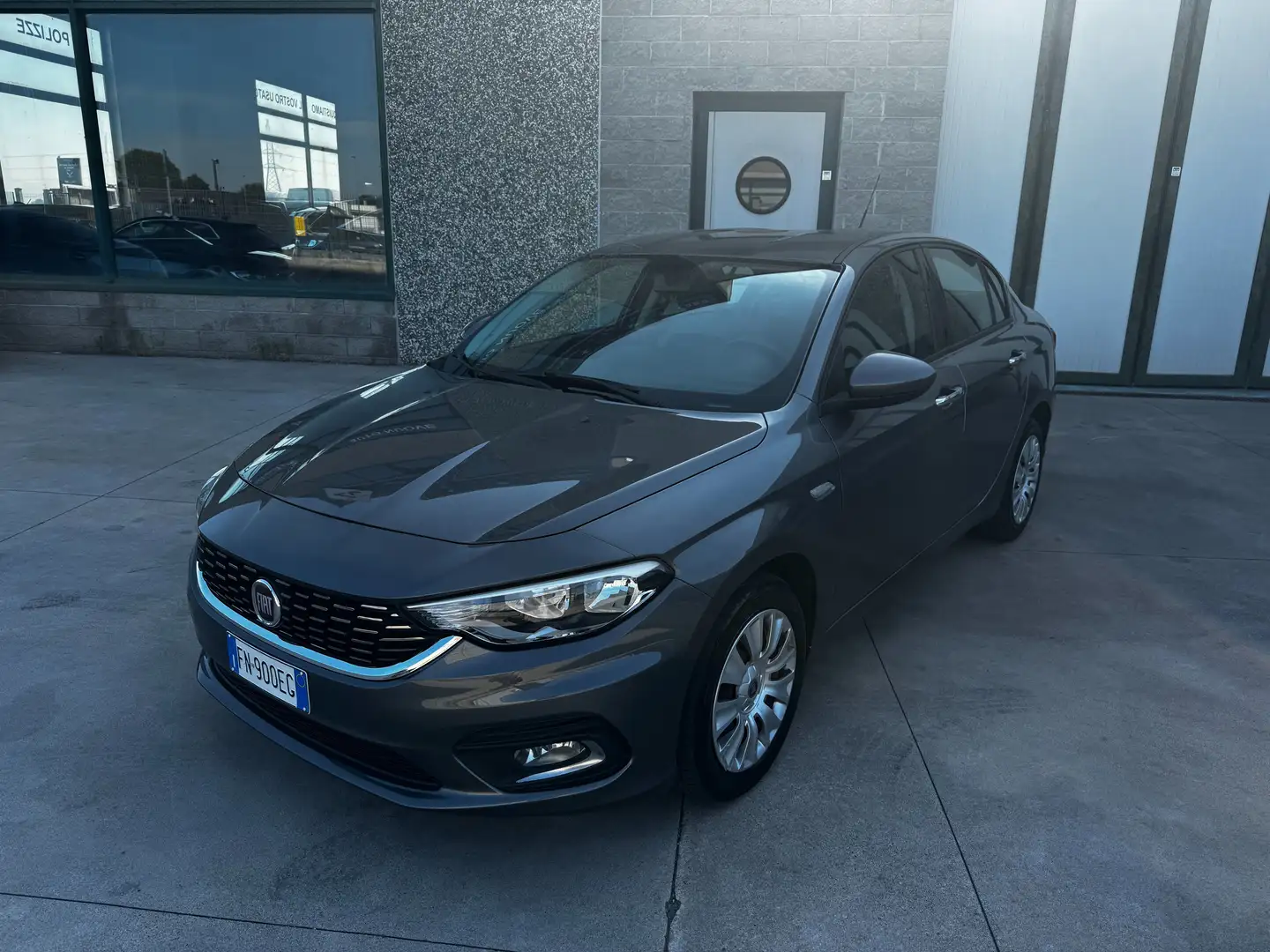 Fiat Tipo Tipo 4p 1.3 mjt Lounge 95cv Euro 6 Grigio - 2