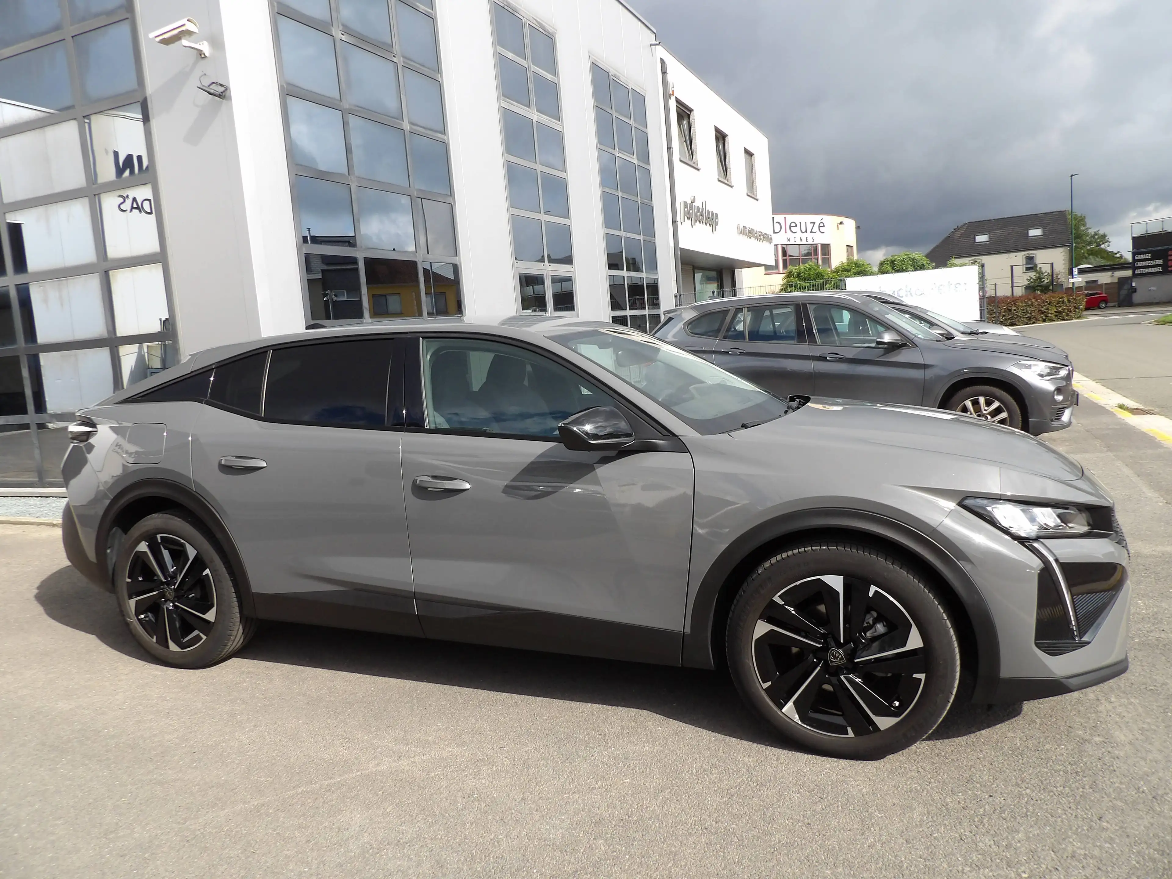 Peugeot 408 408 1.2 Turbo MHEV Allure S — photo 5