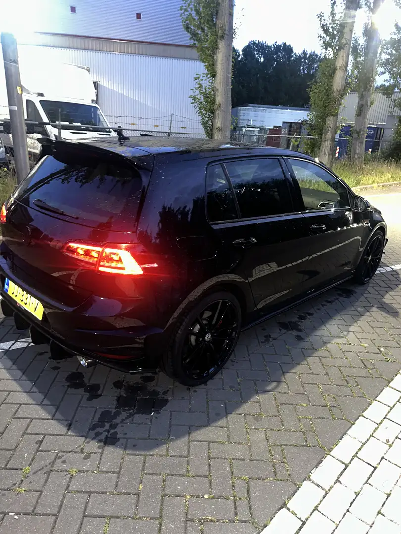 Volkswagen Golf 7 2.0 TSI GTI Performance Zwart - 1