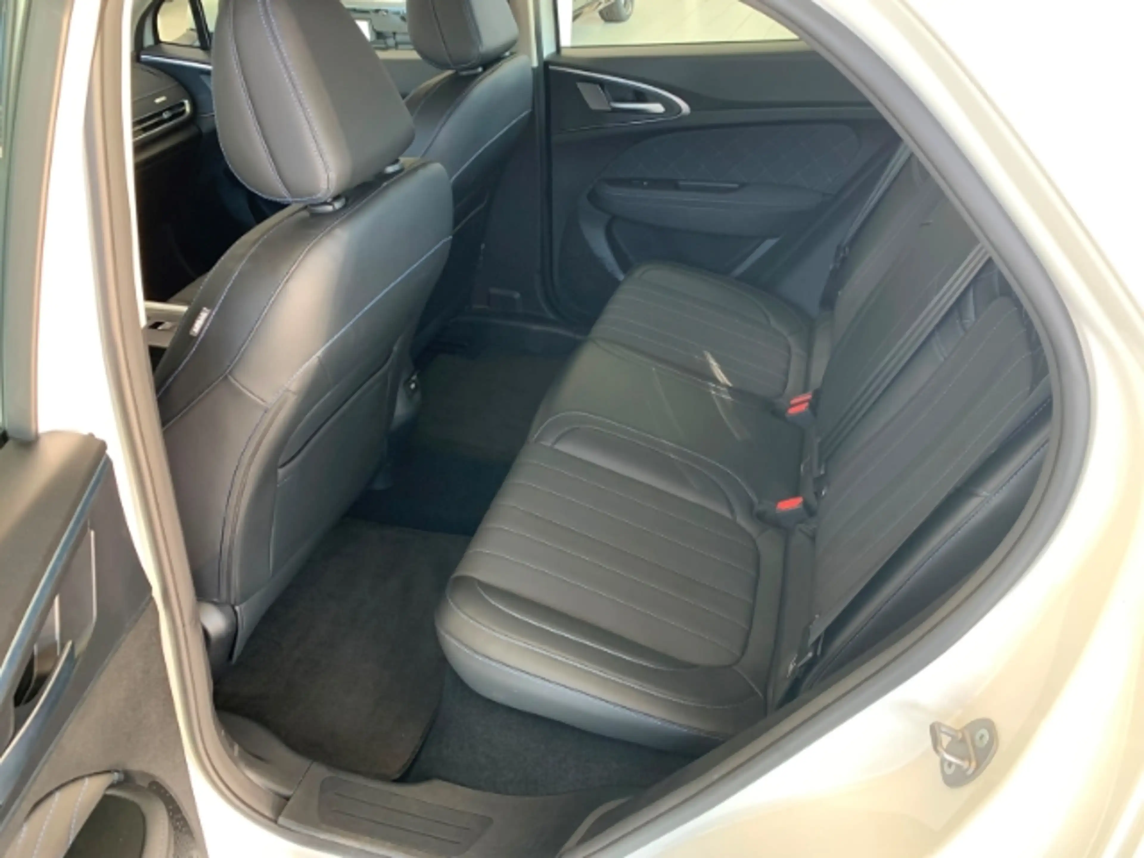 GWM ORA 03 300 126 kW Navi Leder Digitales Cockpit 360 Kamera — photo 9