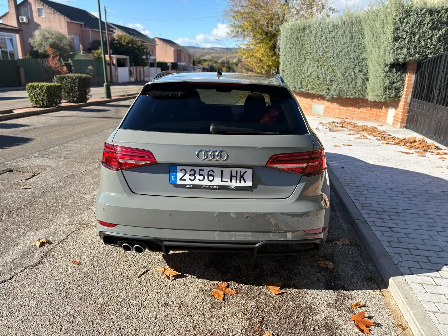 Audi A3 35 TFSI cylinder on demand Sportback S tronic desi Gris - 2