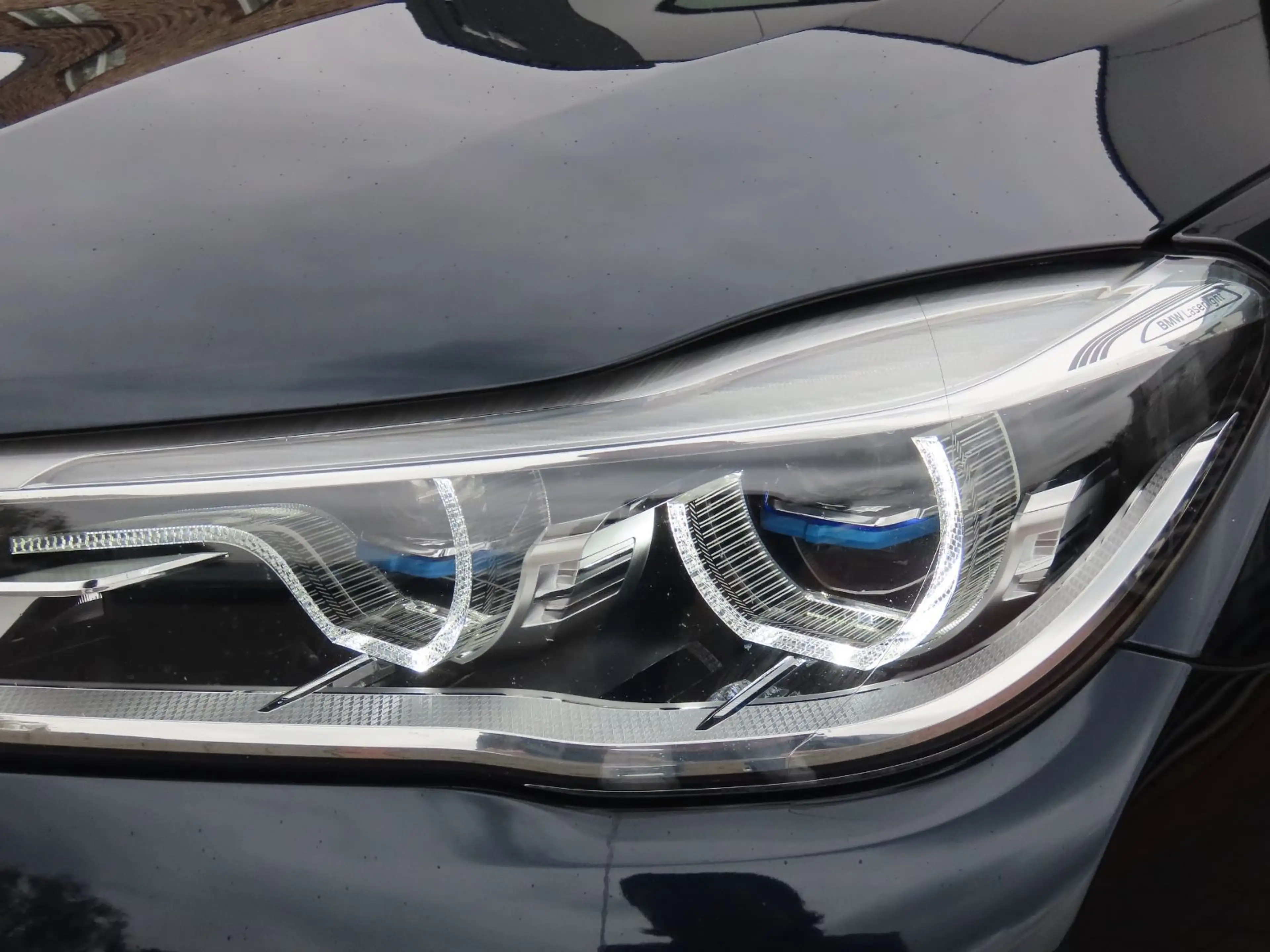 BMW 750 Li xDrive ///M-Paket Soft-Close Panorama — photo 5