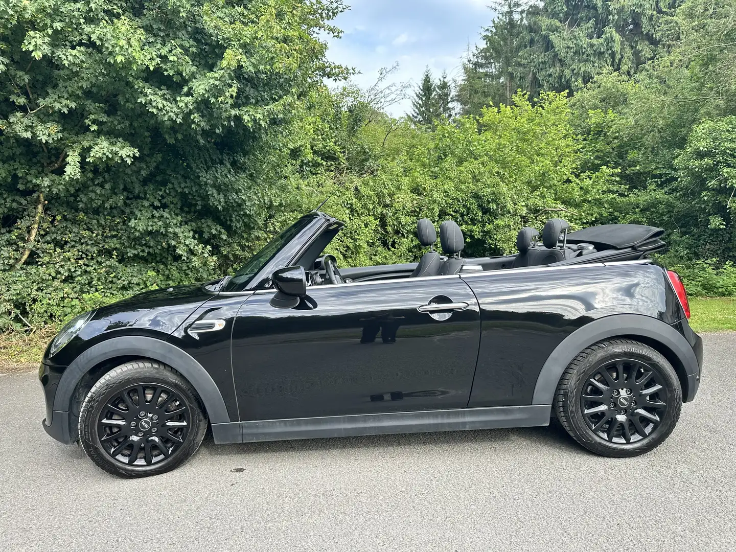 MINI One Cabrio Noir - 2