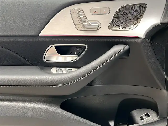 Mercedes-Benz Gle Class view 13