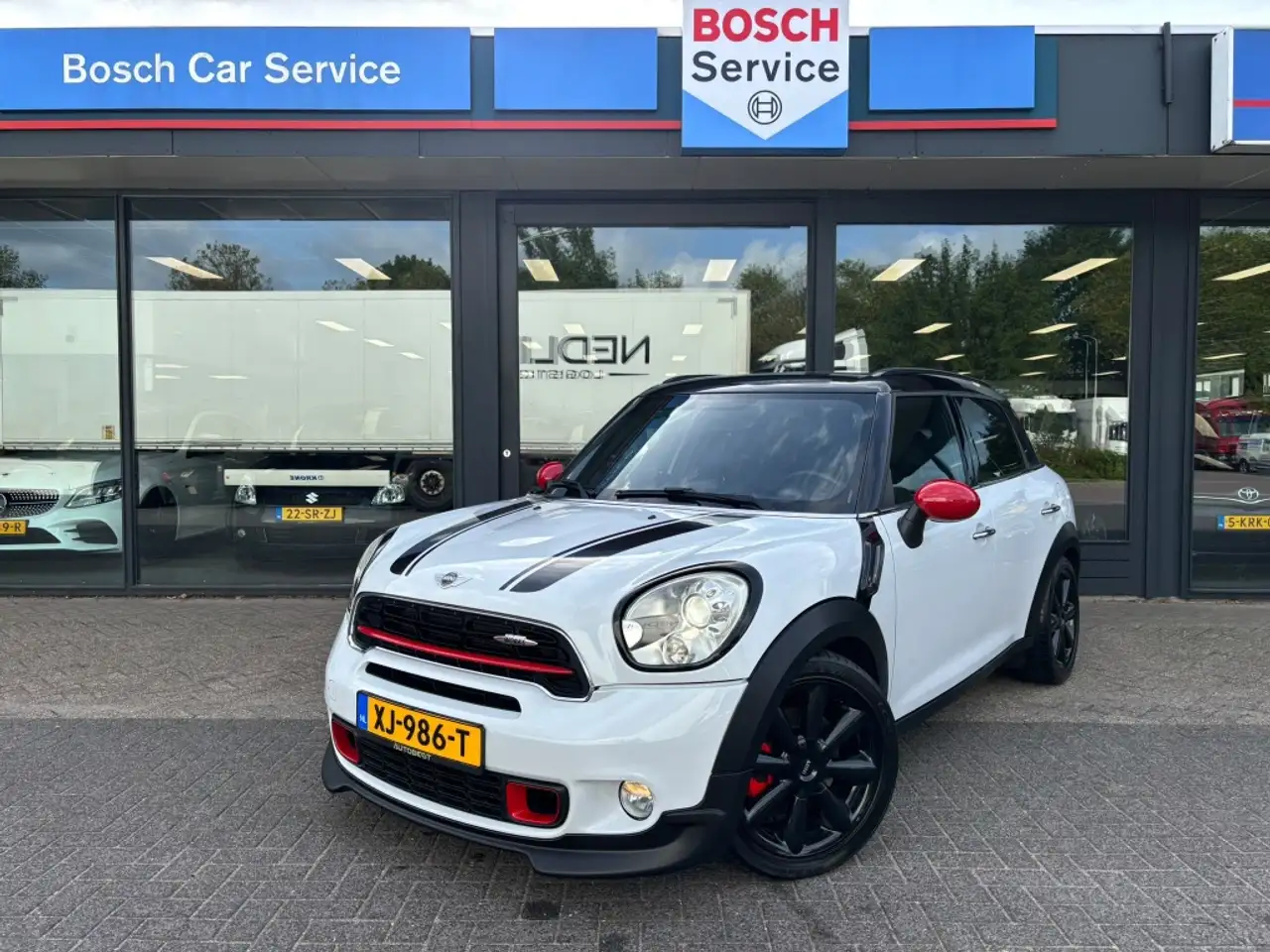 MINI John Cooper Works Countryman