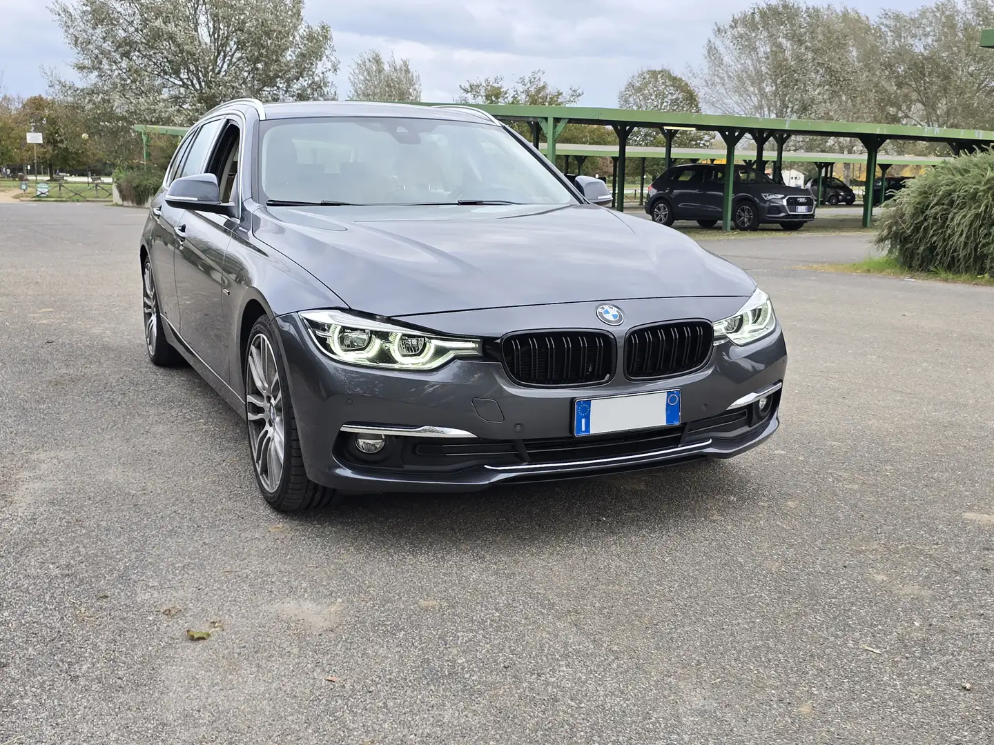 BMW 318 F31 2015 Touring 318d automatica FULL+++COME NUOVA Gris - 2