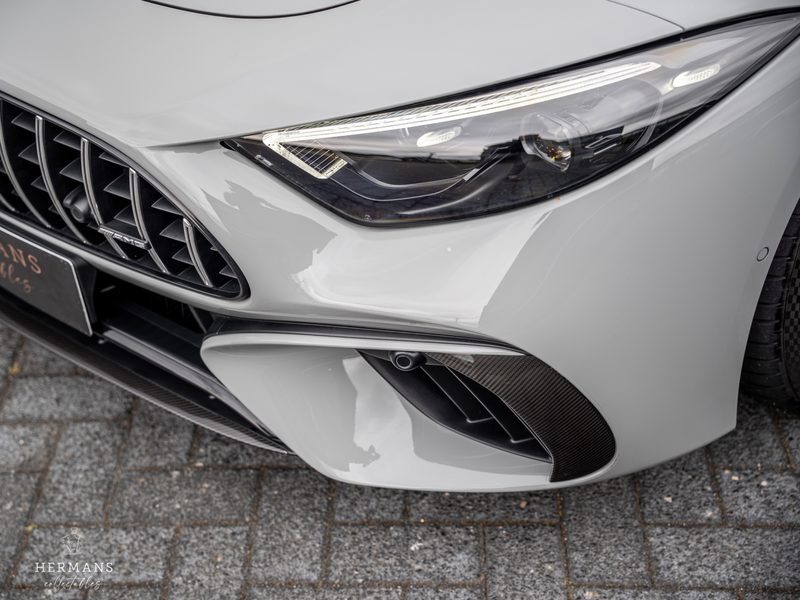 Mercedes-Benz SL 63 AMG 4MATIC+ / Burmester / Carbon / 360 / Active Ride C — photo 6