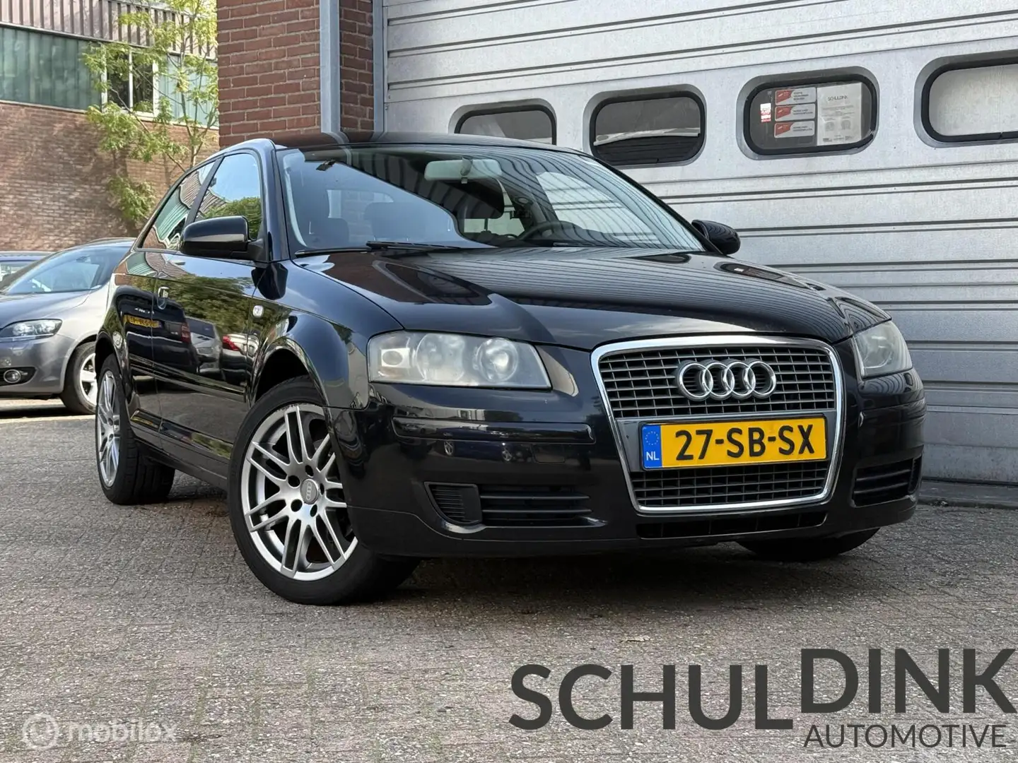 Audi A3 1.6 Attraction AIRCO|CRUISE CONTROLE|ELEKTRISCHE R Zwart - 1