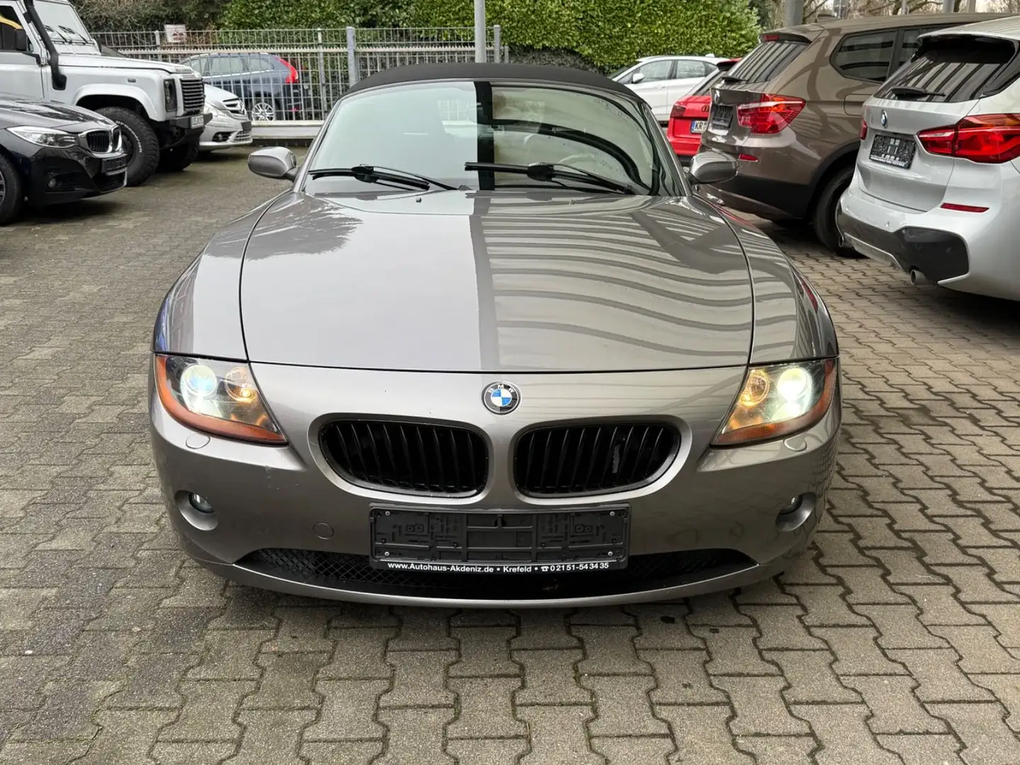 BMW Z4 Roadster 2.5i Aut.|LEDER|BI-XENON|PDC|CarPlay Gris - 2