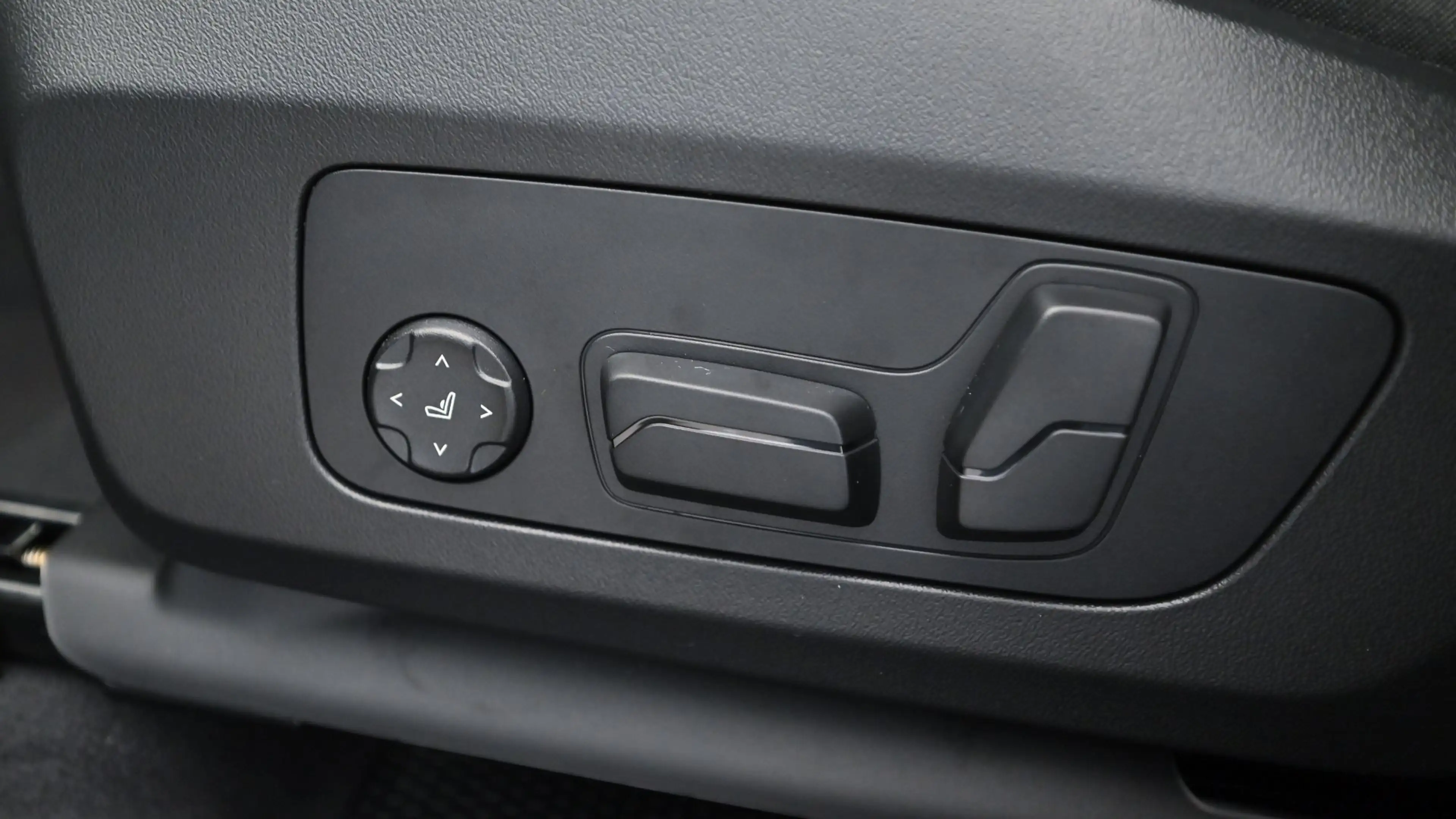 BMW 220 d M-Sportpaket — photo 12