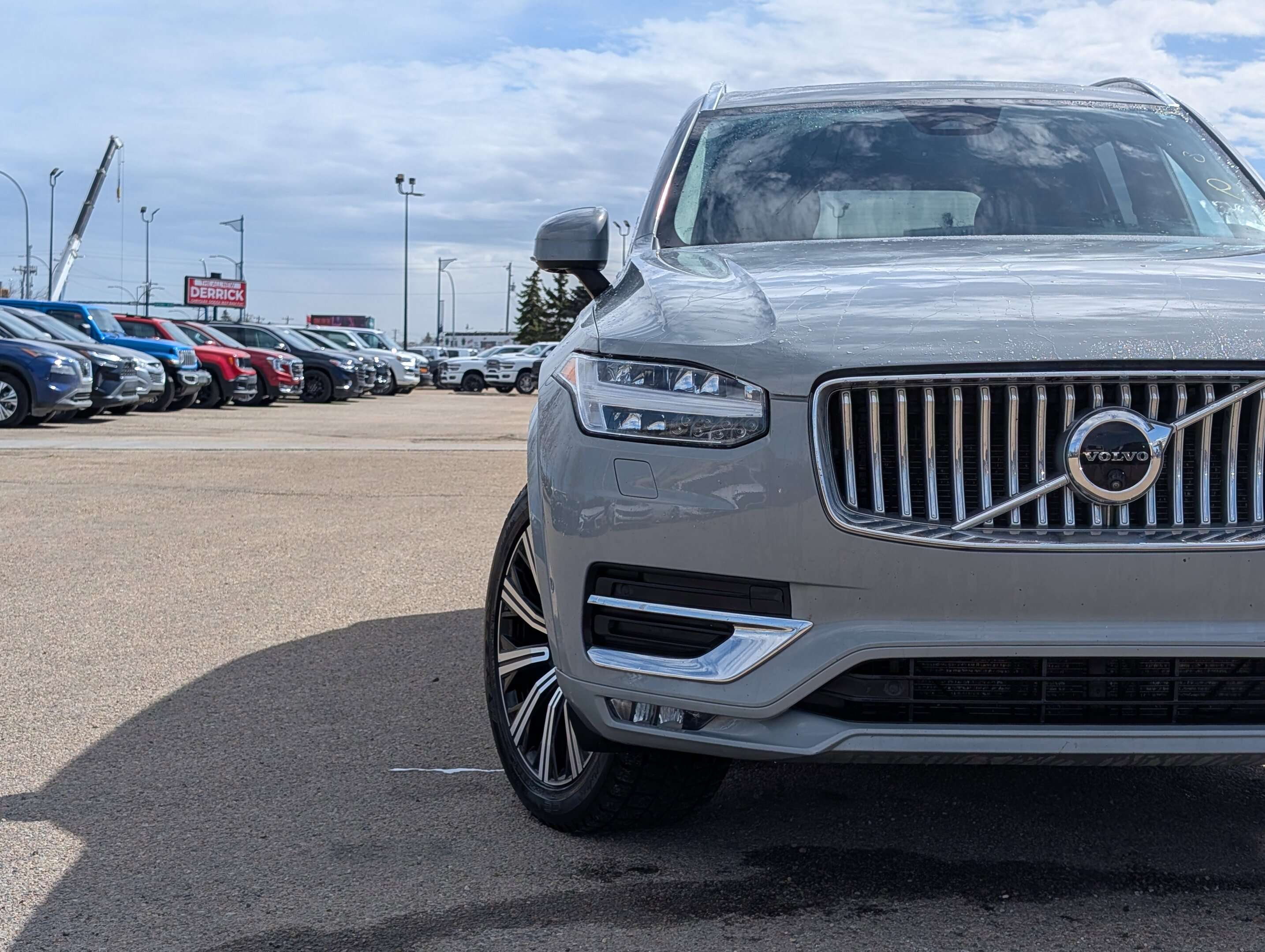 2024 Volvo XC90 Plus Bright Theme thumb 11