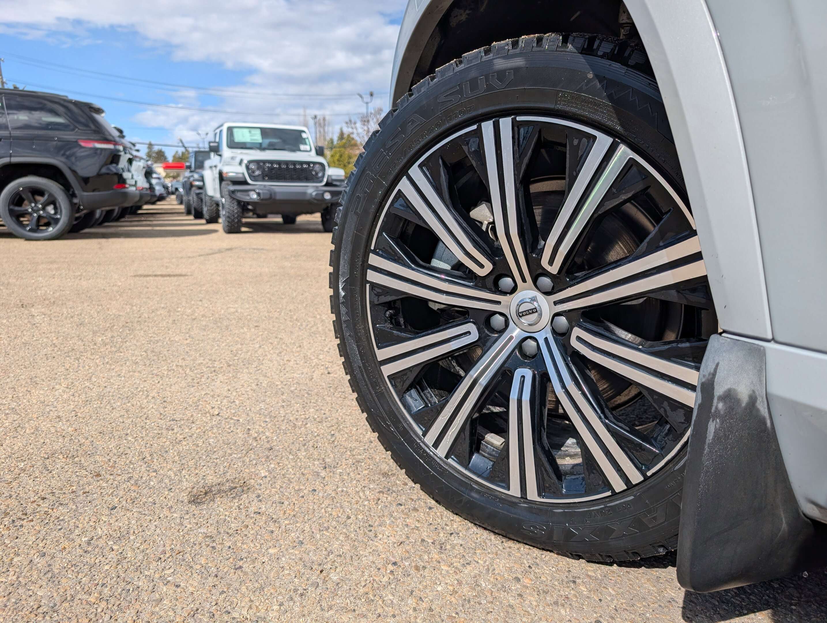 2024 Volvo XC90 Plus Bright Theme thumb 12