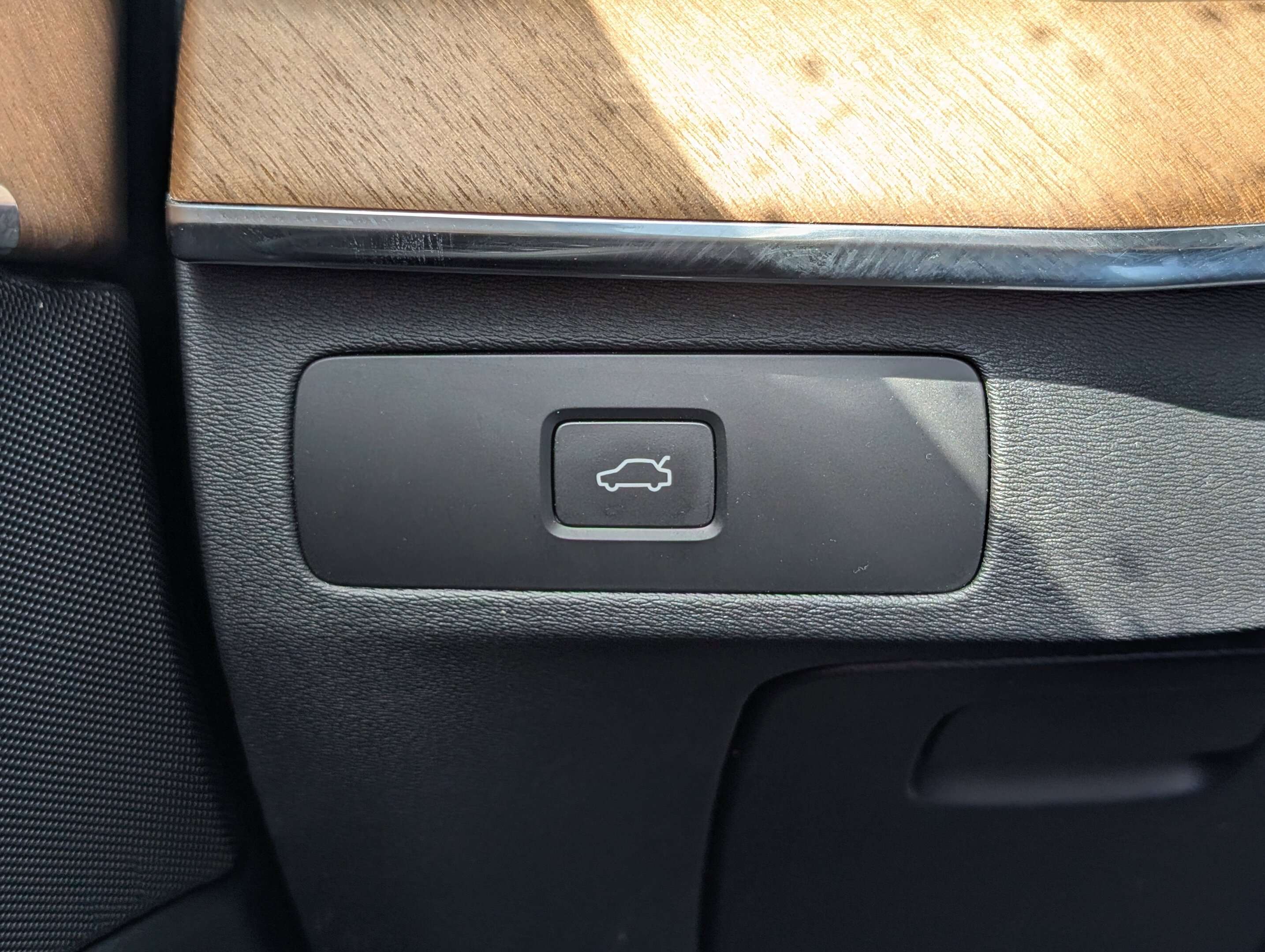 2024 Volvo XC90 Plus Bright Theme thumb 29