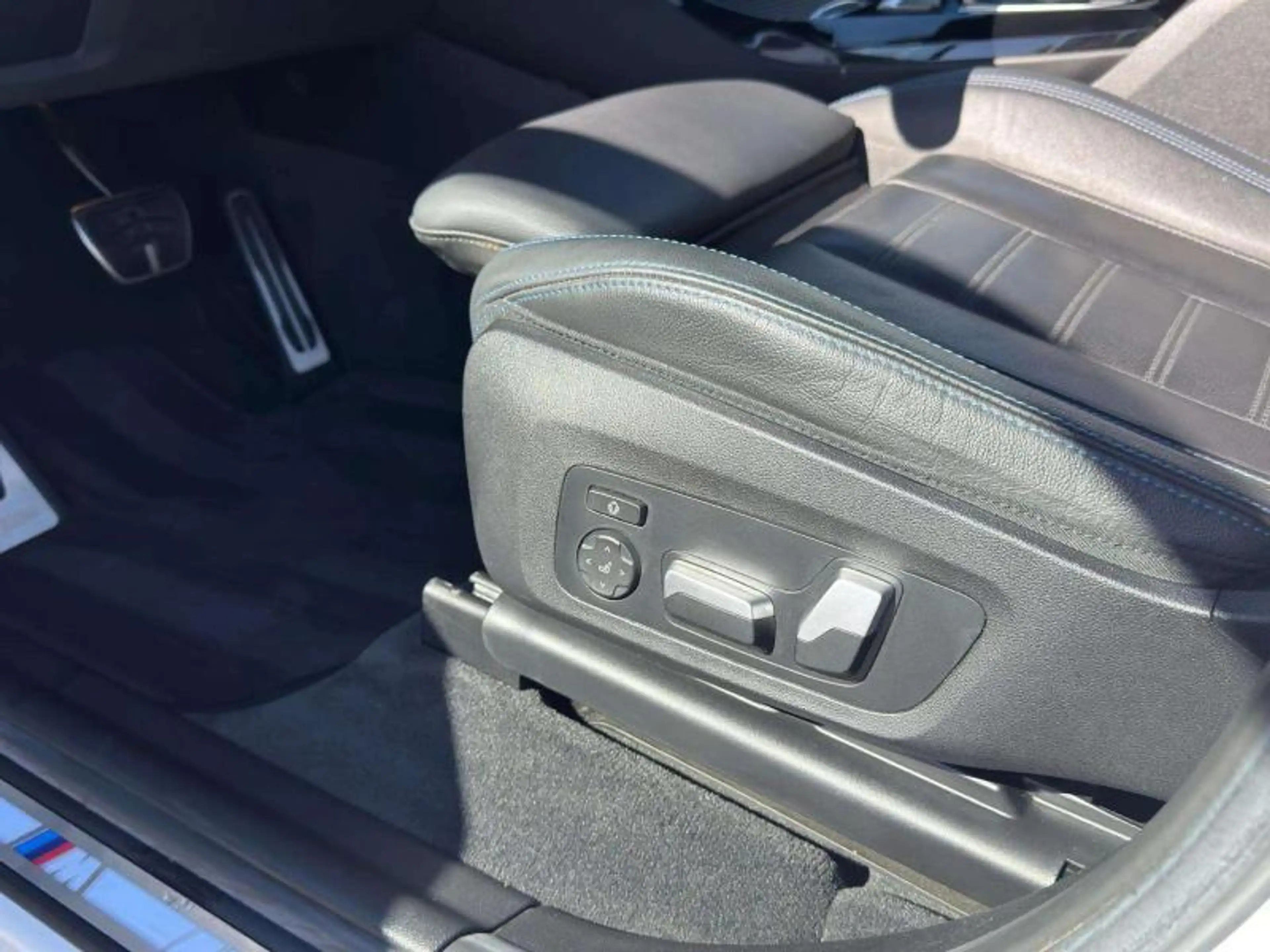 BMW iX3 impresive — photo 5