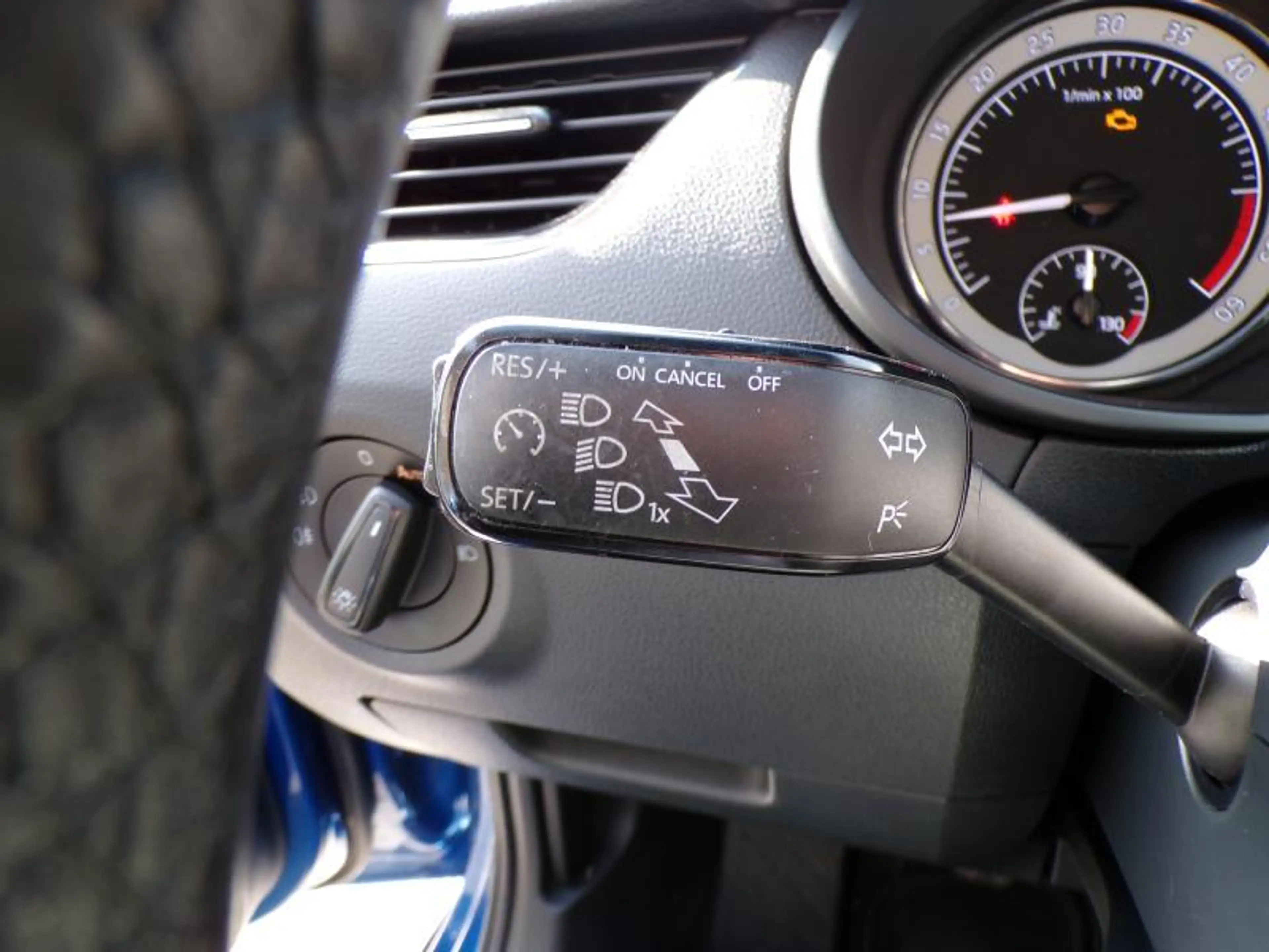 Skoda Octavia 1.6 TDi 115cv Bleu 09/19 Airco GPS Camera Cruise — photo 14