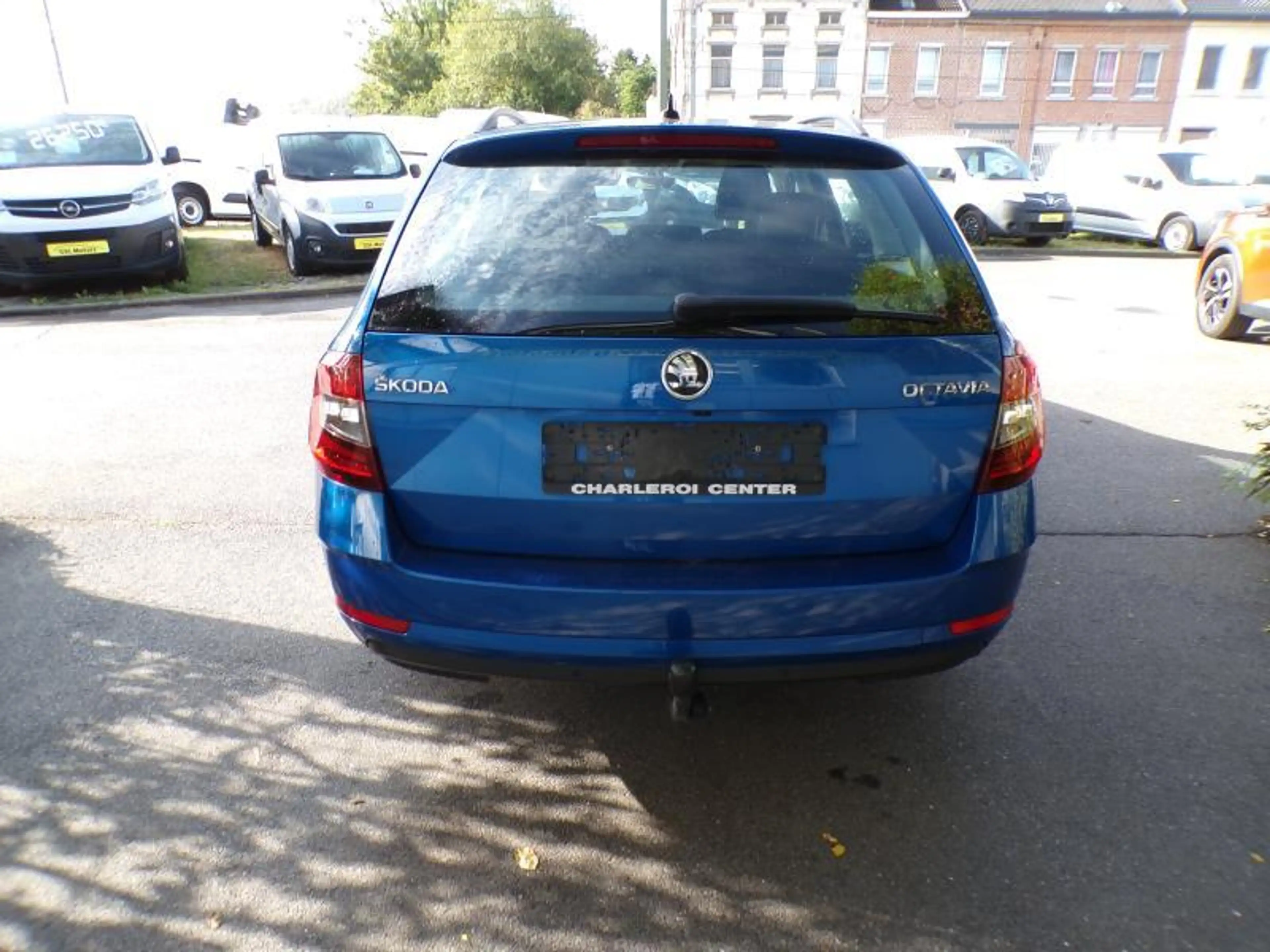 Skoda Octavia 1.6 TDi 115cv Bleu 09/19 Airco GPS Camera Cruise — photo 5