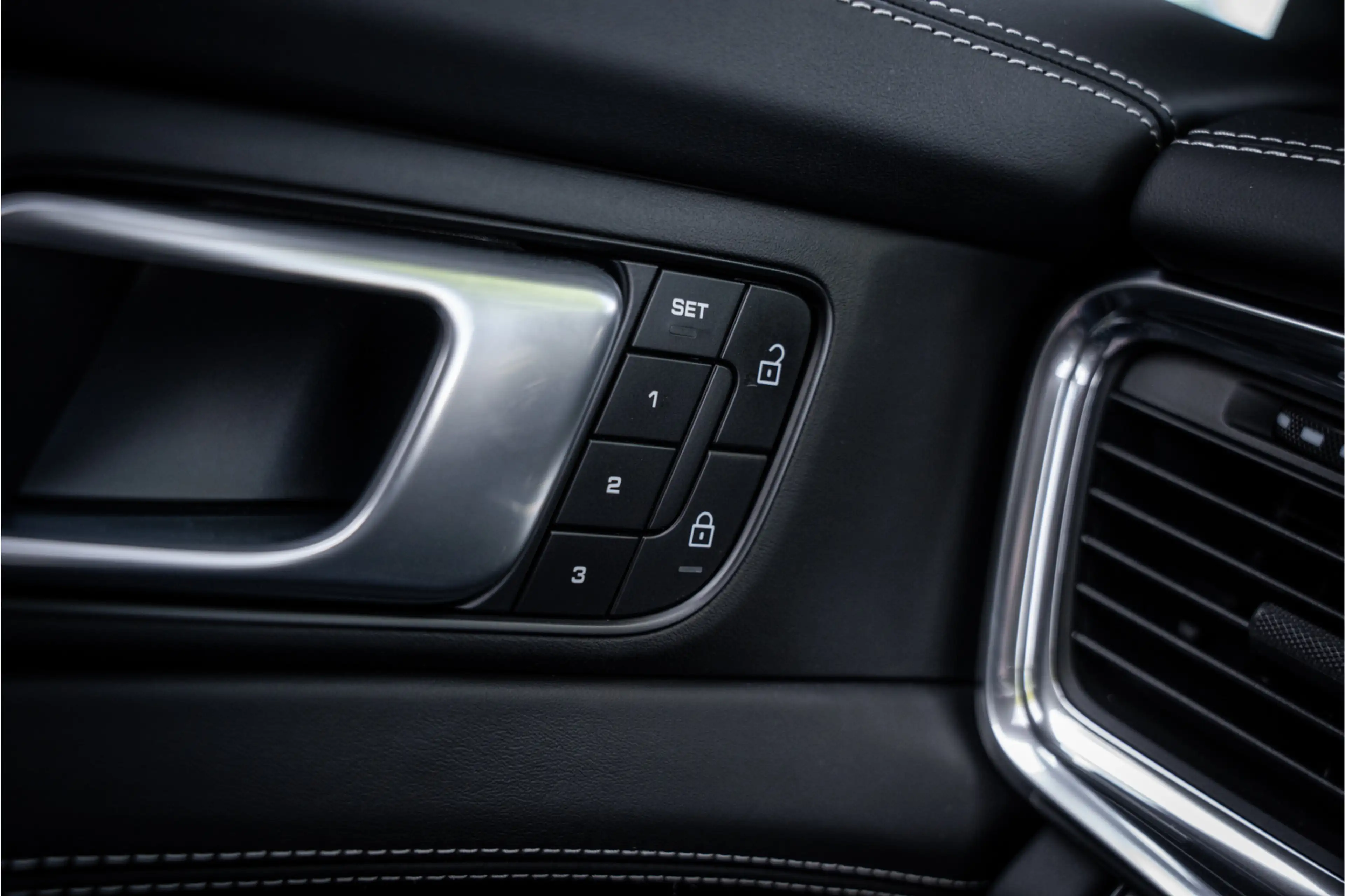 Porsche Panamera 4.0 Turbo S E-Hybrid (700pk) ** PCCB ** Burmester — photo 39