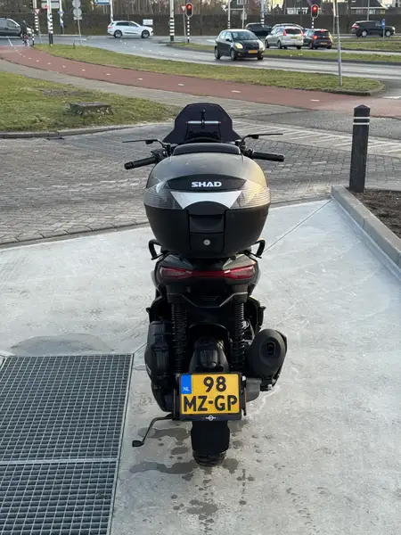 Aprilia SR GT 200 - foto 6