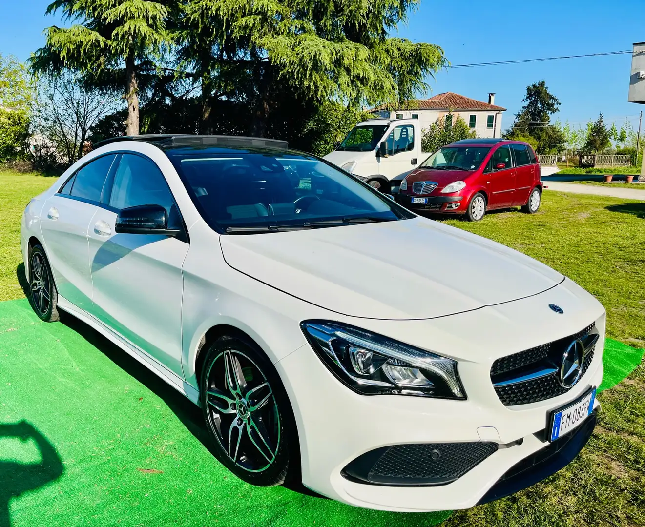 Mercedes-Benz CLS 220 CLA220) Premium auto Bianco - 2