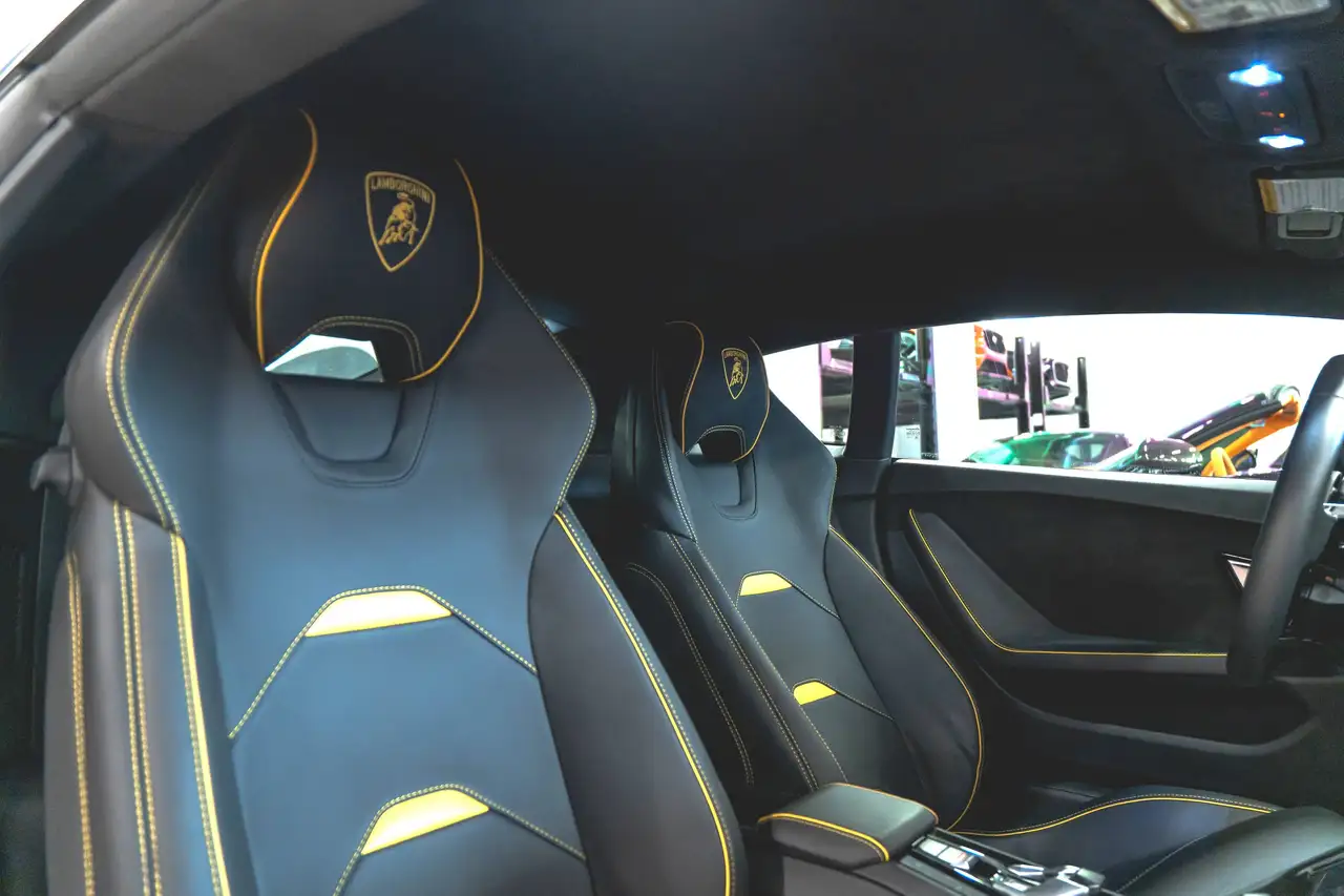 Lamborghini Huracán снимка Lamborghini Huracán