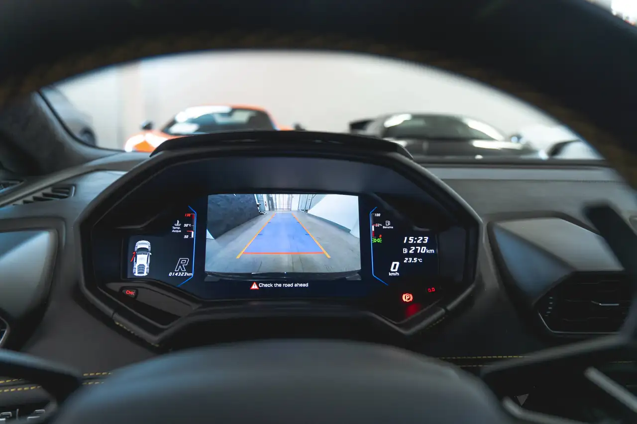 Lamborghini Huracán снимка Lamborghini Huracán