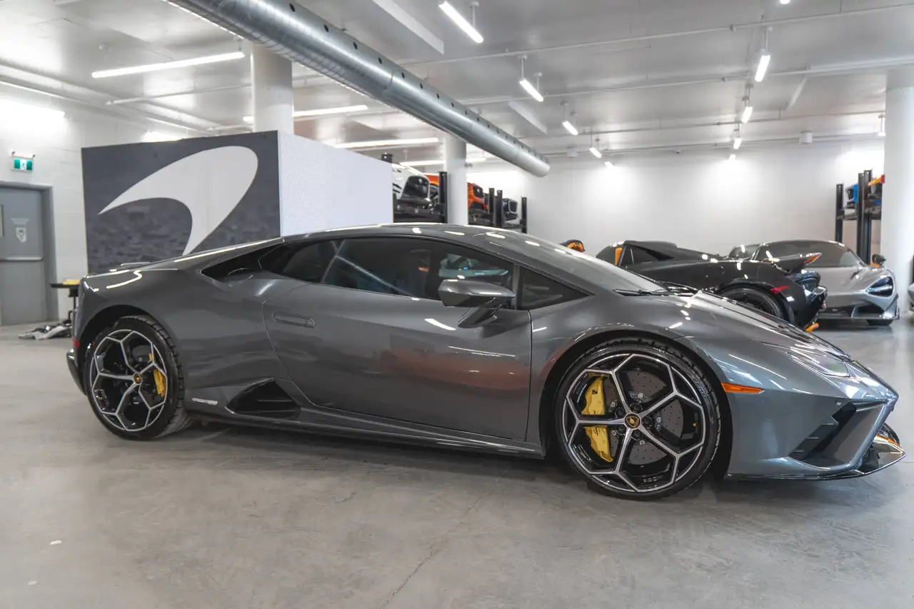 Lamborghini Huracán снимка Lamborghini Huracán
