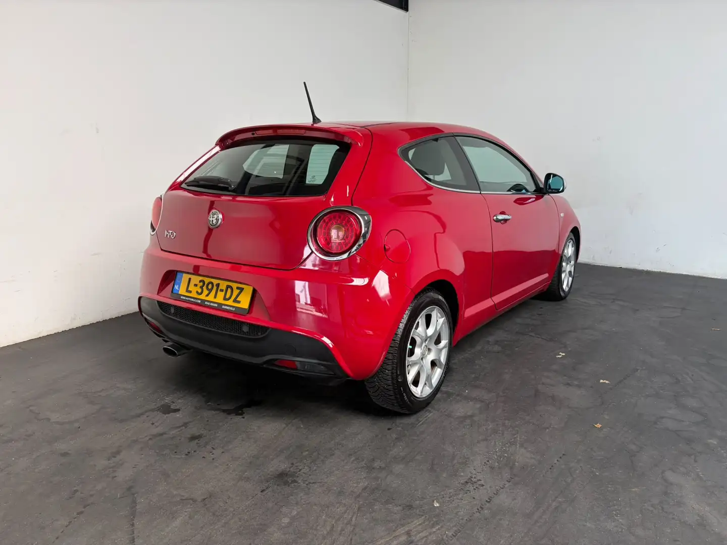 Alfa Romeo MiTo 1.4 T Distinctive Rot - 2