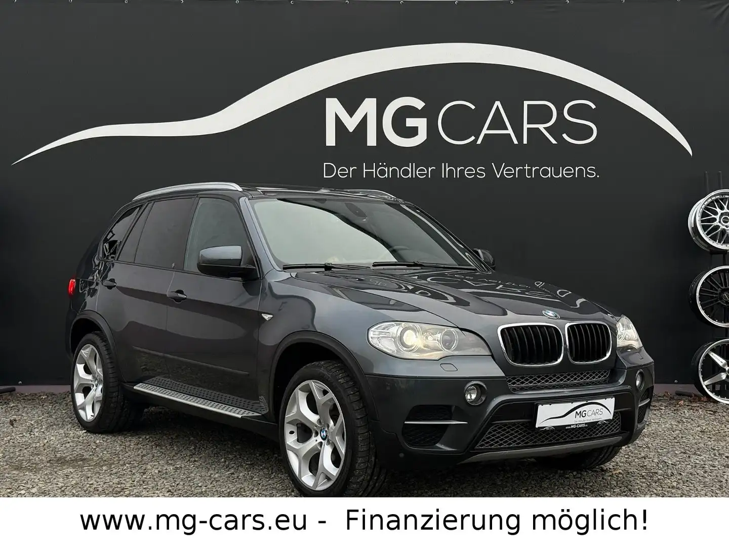 BMW X5 xDrive30d~M-Sport~Pano~2.Hand~Leder~Xenon~Top Grau - 2