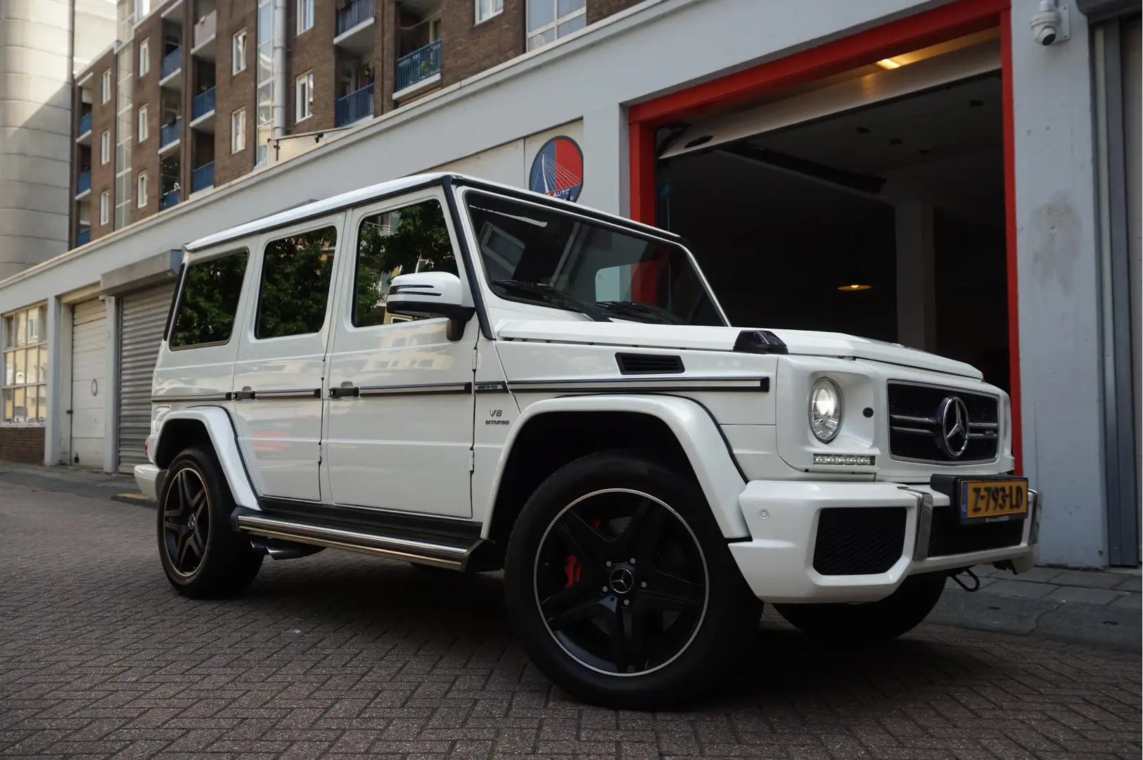 Mercedes-Benz G 63 AMG Designo Aut7 | CARBON | Schuif/ kanteldak | Harman Wit - 2