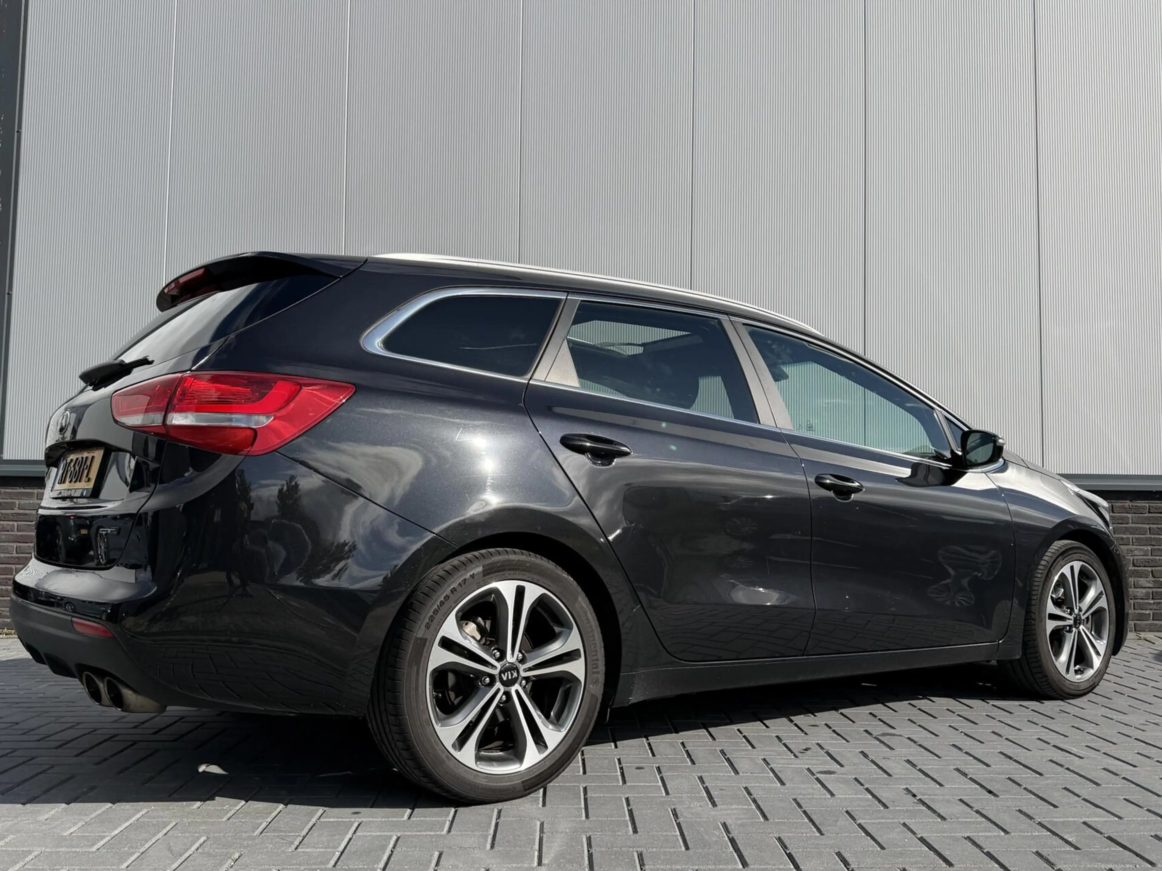 Kia Ceed SW / cee'd SW Sportswagon 1.0 T-GDi GT-Plusline — photo 4