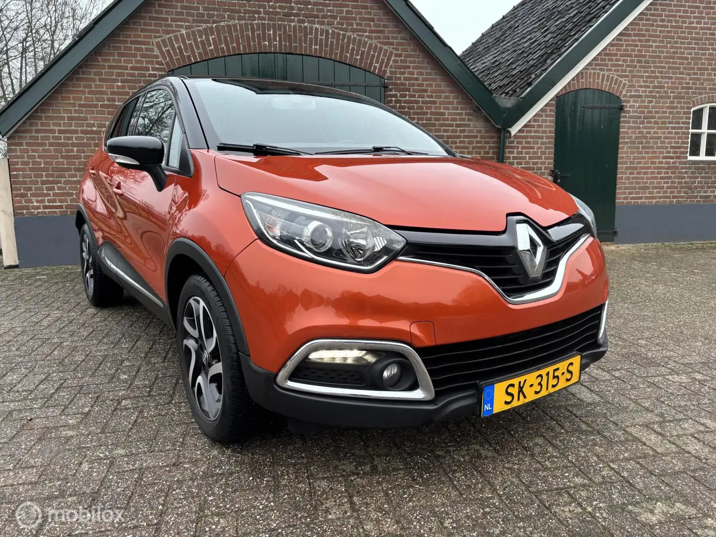 Renault Captur 0.9 TCe Dynamique ZEER MOOIE AUTO Orange - 2