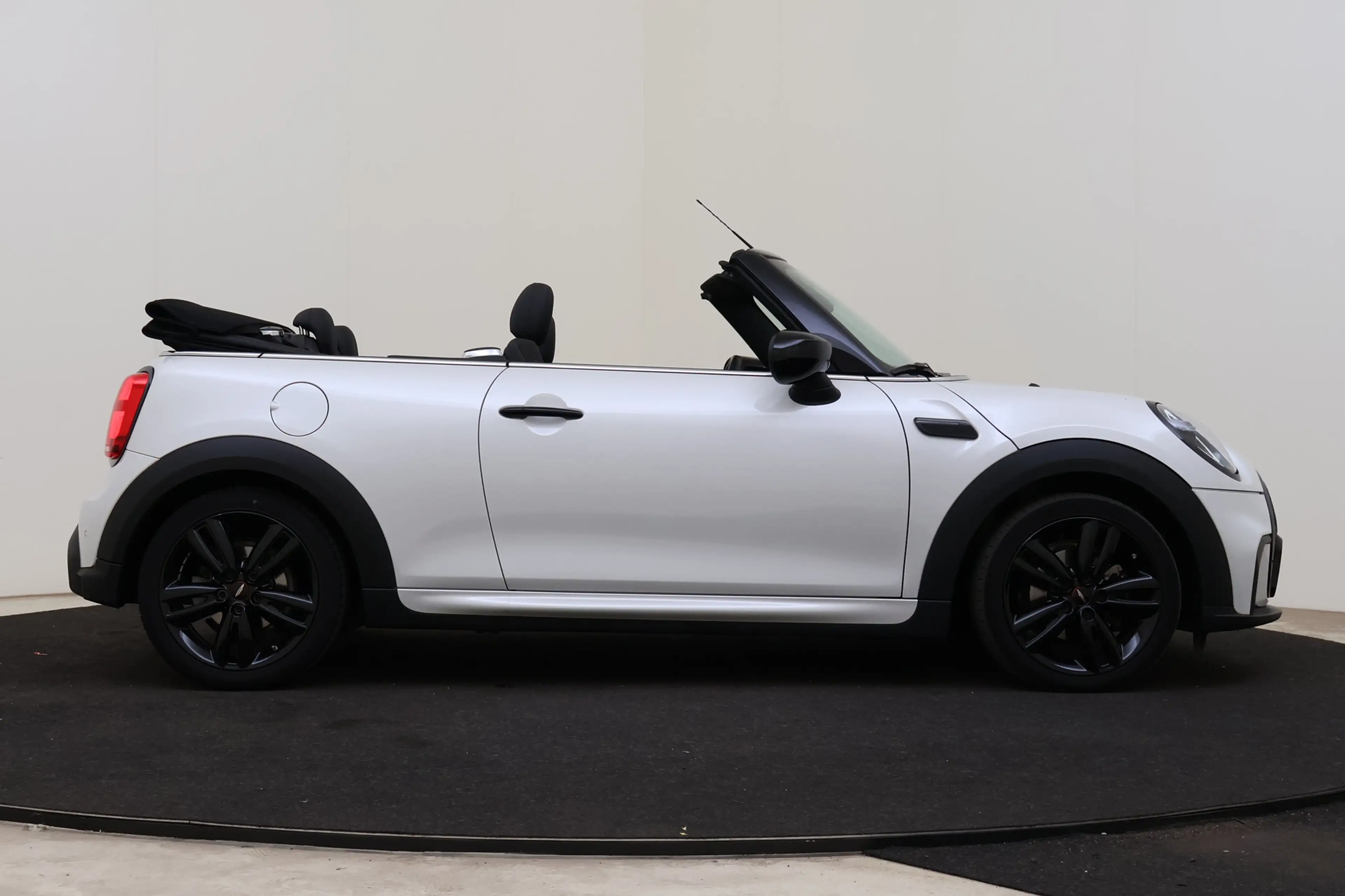 MINI John Cooper Works Cabrio JCW Automaat / Sportstoelen / Achteruitrijcamera / — photo 7