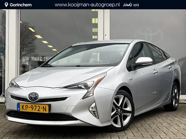 Toyota Prius 1.8 Business Plus | Navigatie | Stoelverwarming |