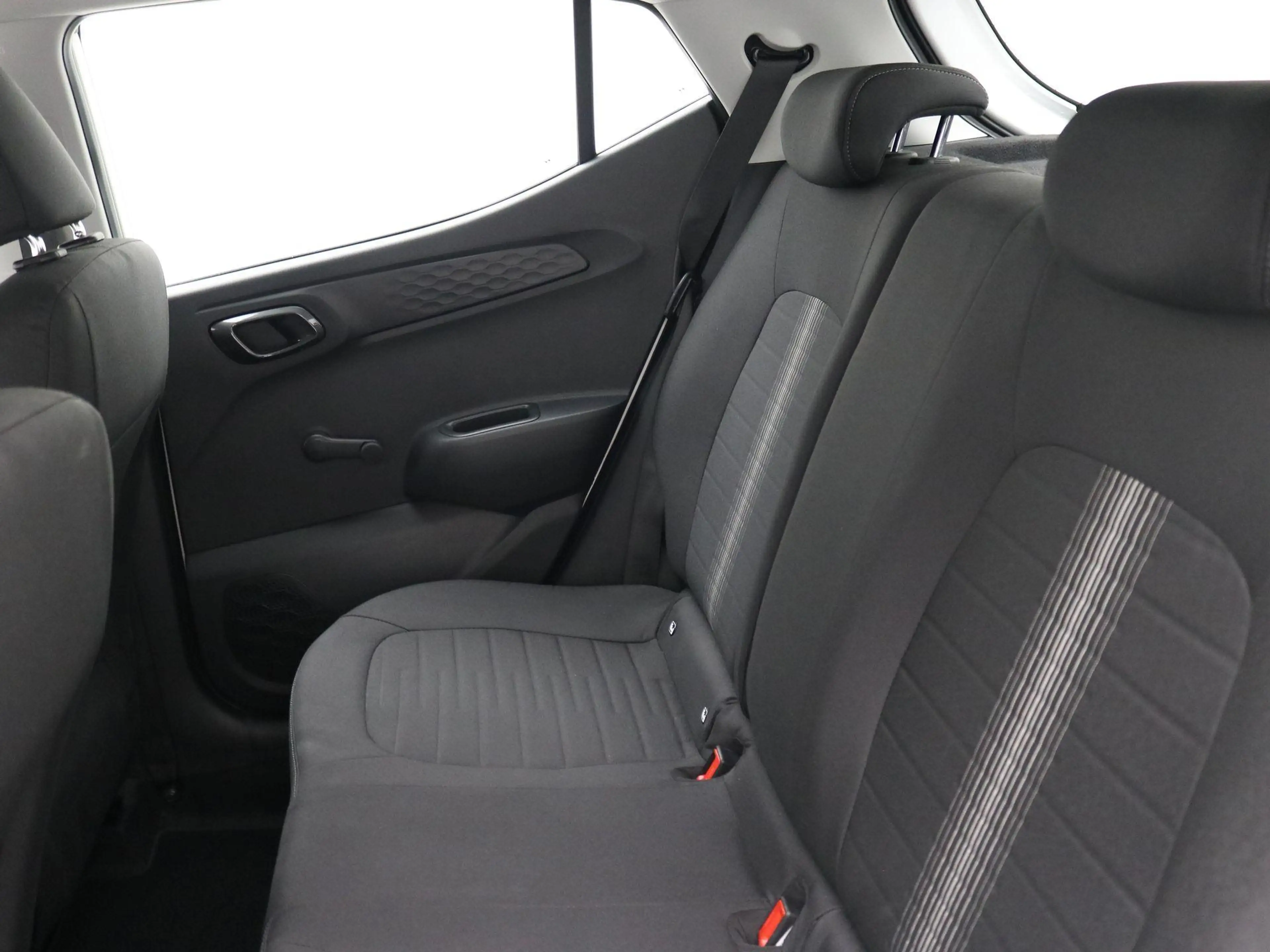 Hyundai i10 1.0 Comfort / Cruise / Airco / Apple Carplay & And — photo 5