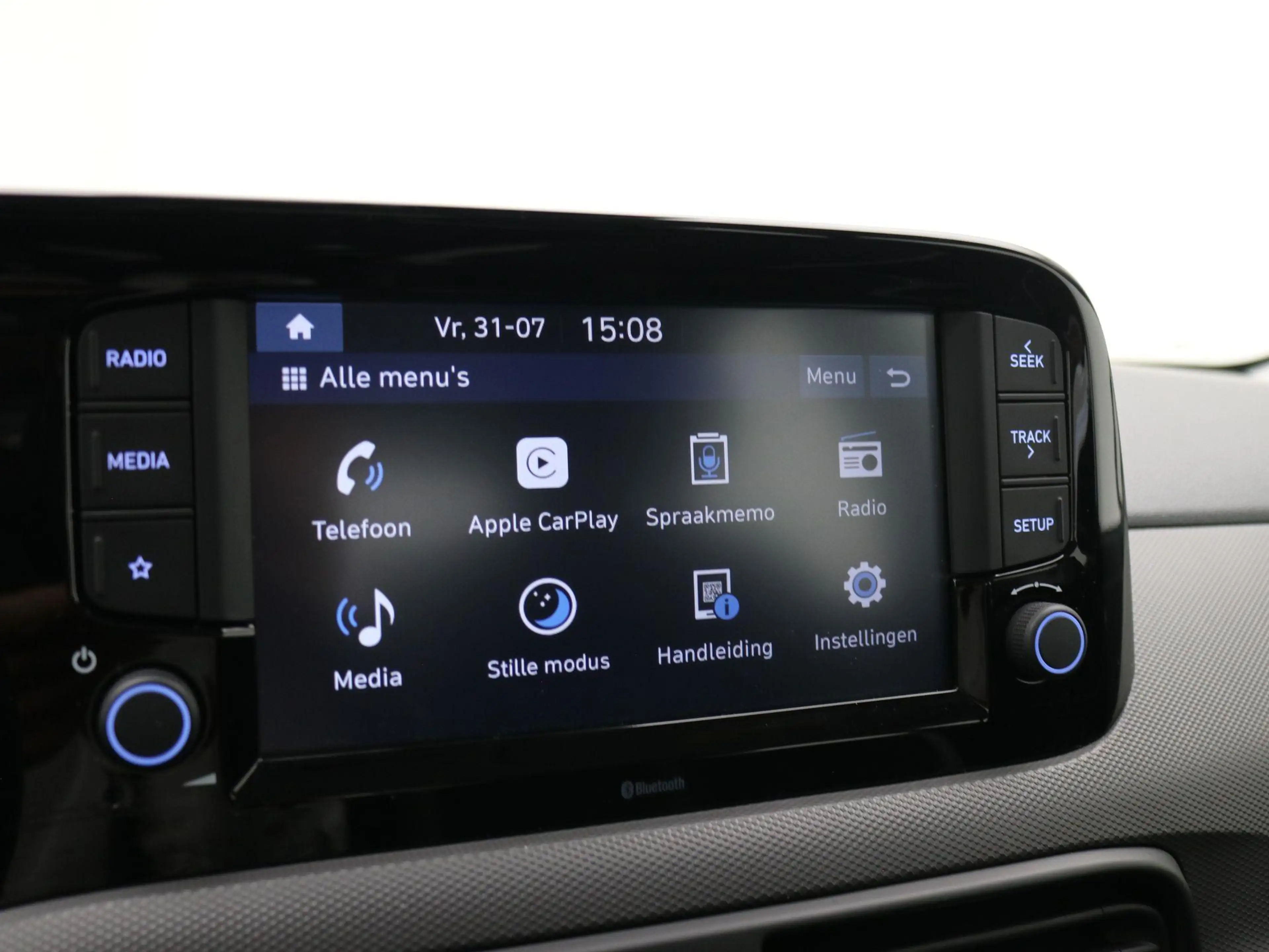 Hyundai i10 1.0 Comfort / Cruise / Airco / Apple Carplay & And — photo 30