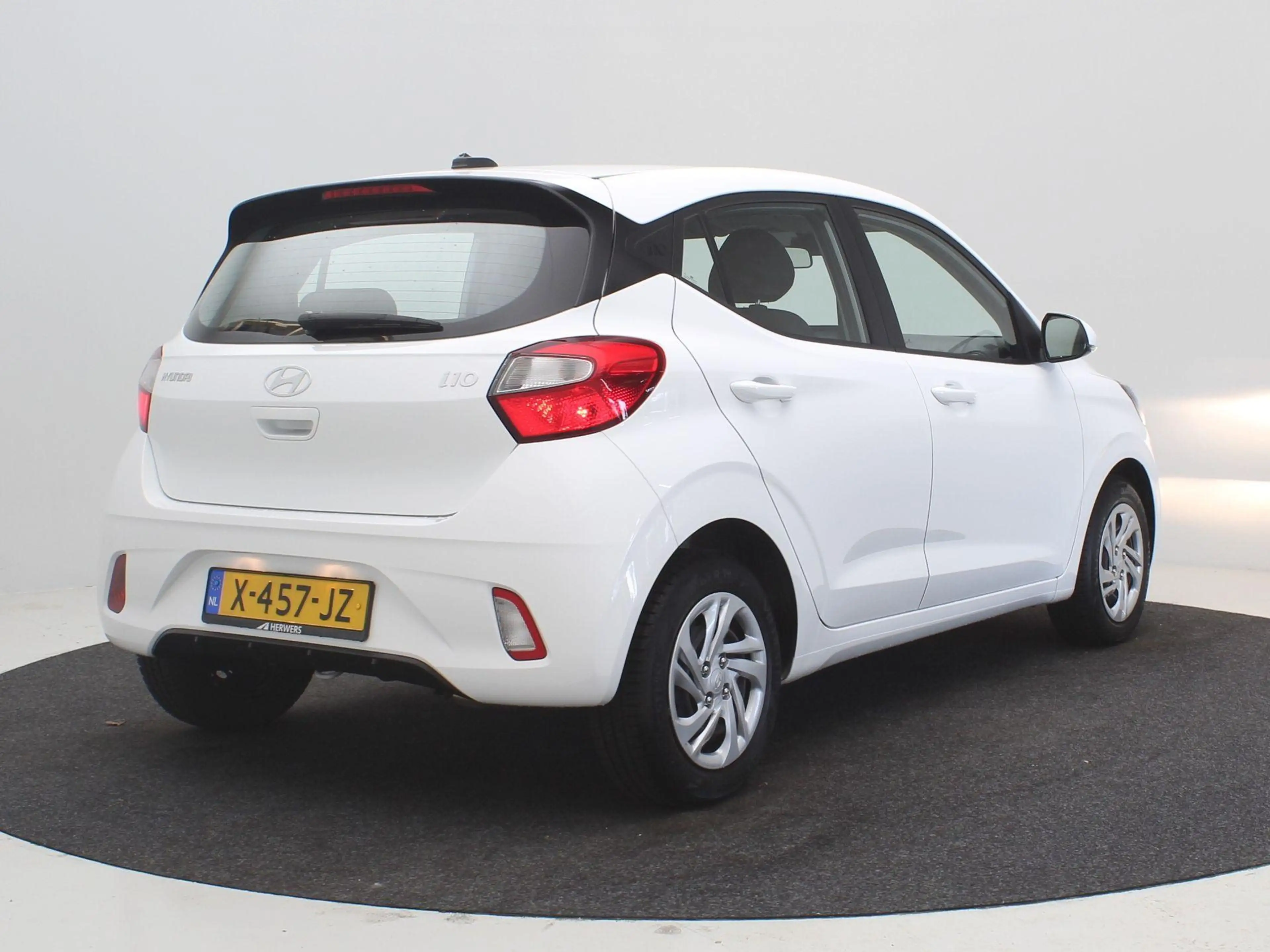 Hyundai i10 1.0 Comfort / Cruise / Airco / Apple Carplay & And — photo 3