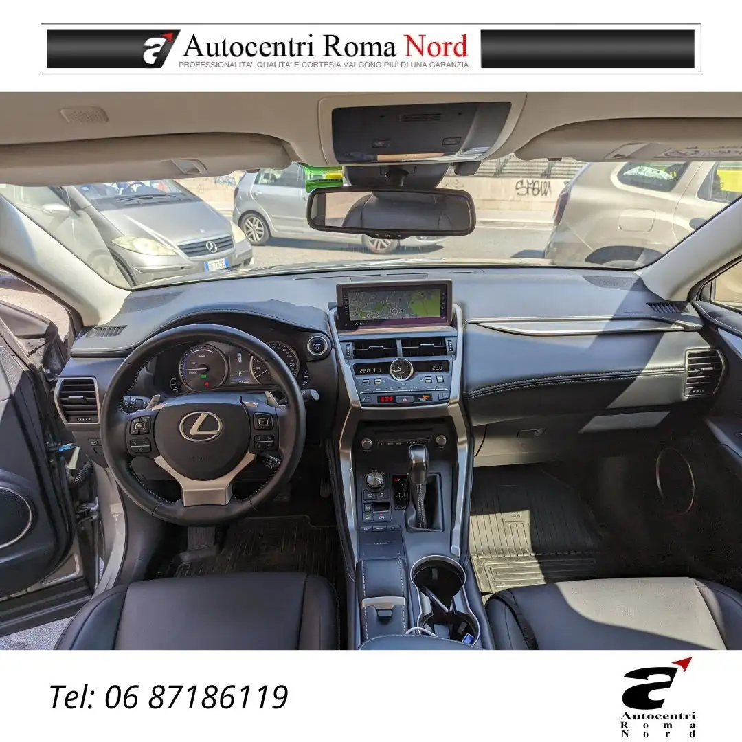 Lexus NX 300 NX 300h 2.5 Luxury 4wd cvt Šedá - 2