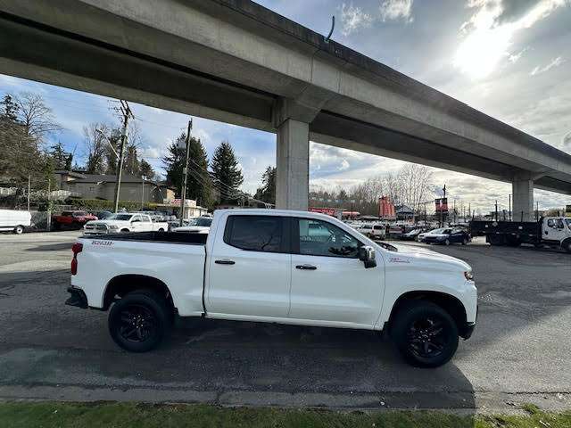2022 Chevrolet Silverado 1500 Trail Boss NO ACCIDENTS FINANCING AVAILABLE 4X4 Cr — снимка 1