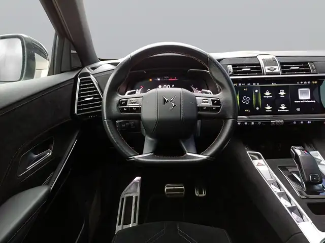 DS Automobiles DS 7 Crossback view 13