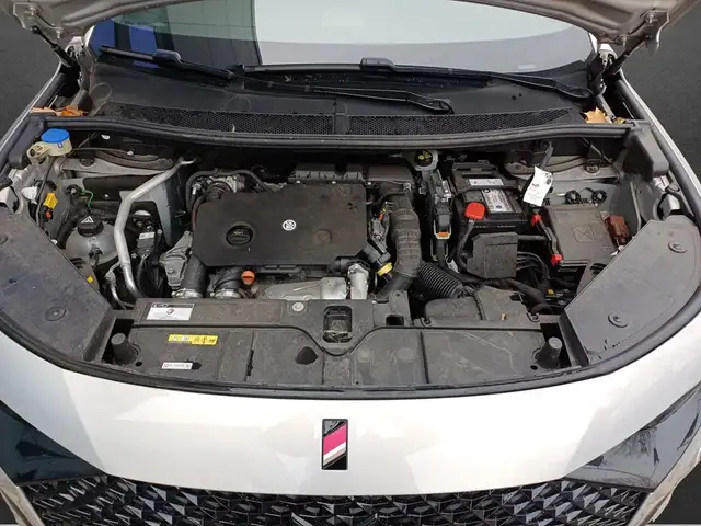 DS Automobiles DS 7 Crossback view 5